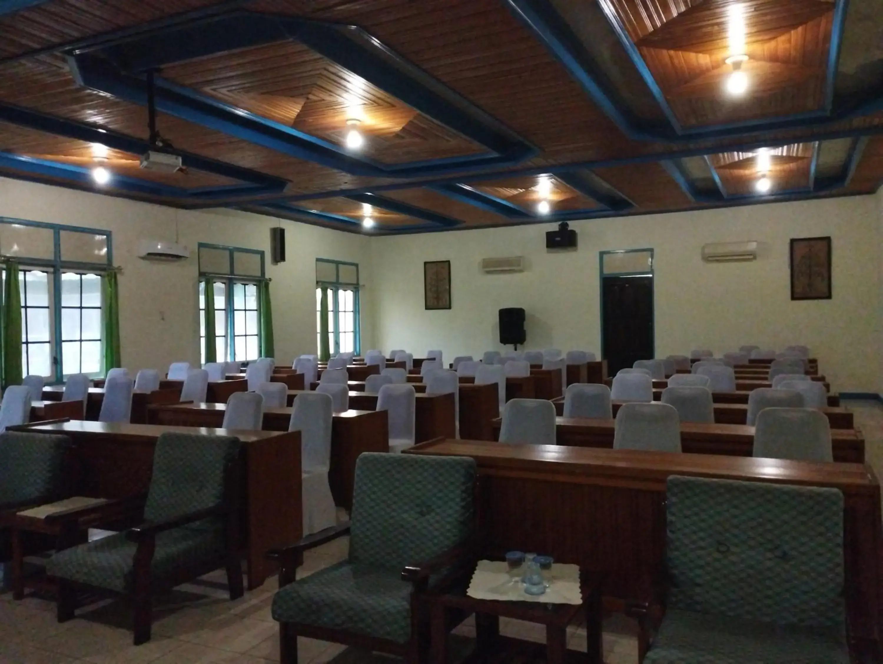 Meeting/conference room in Capital O 91806 Hotel Batu Suli