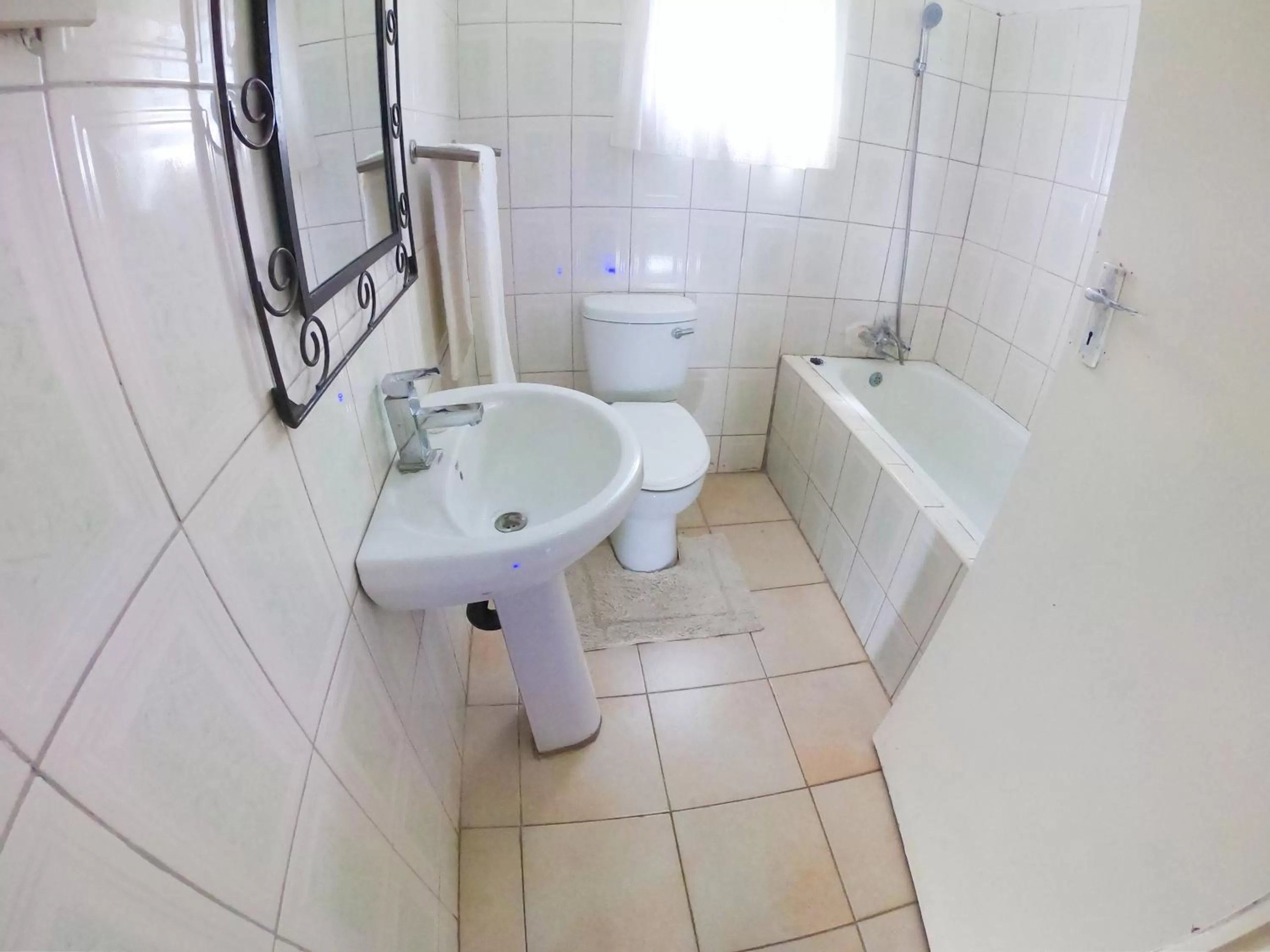 Bath in Golden Days Lodge