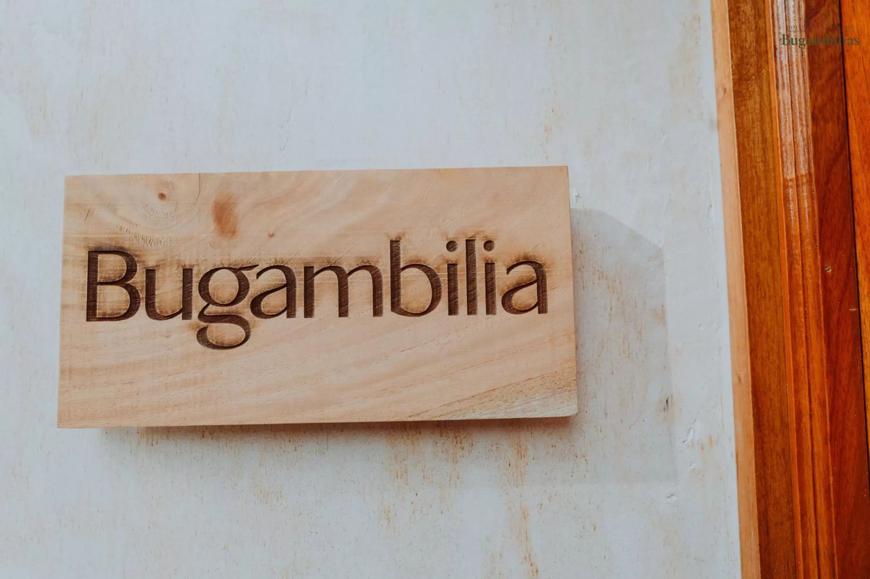 Logo/Certificate/Sign in Hotel Boutique Bugambilias