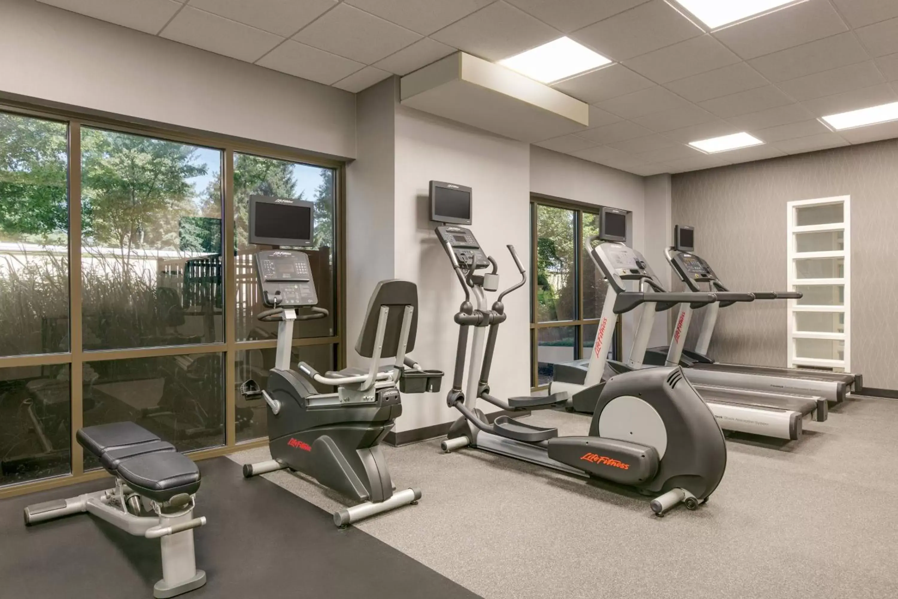 Fitness centre/facilities, Fitness Center/Facilities in Courtyard Lancaster