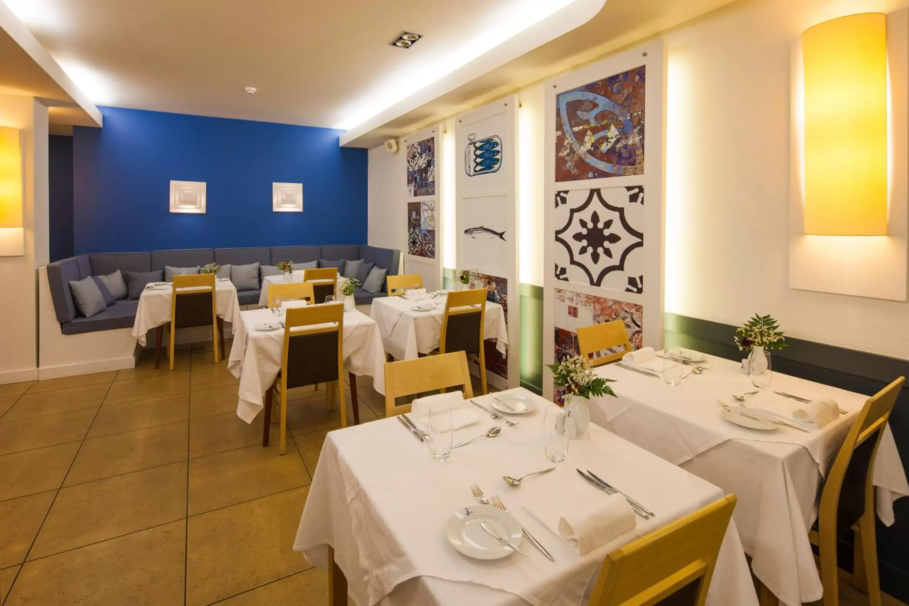 Restaurant/Places to Eat in Costa d'Oiro Ambiance Village