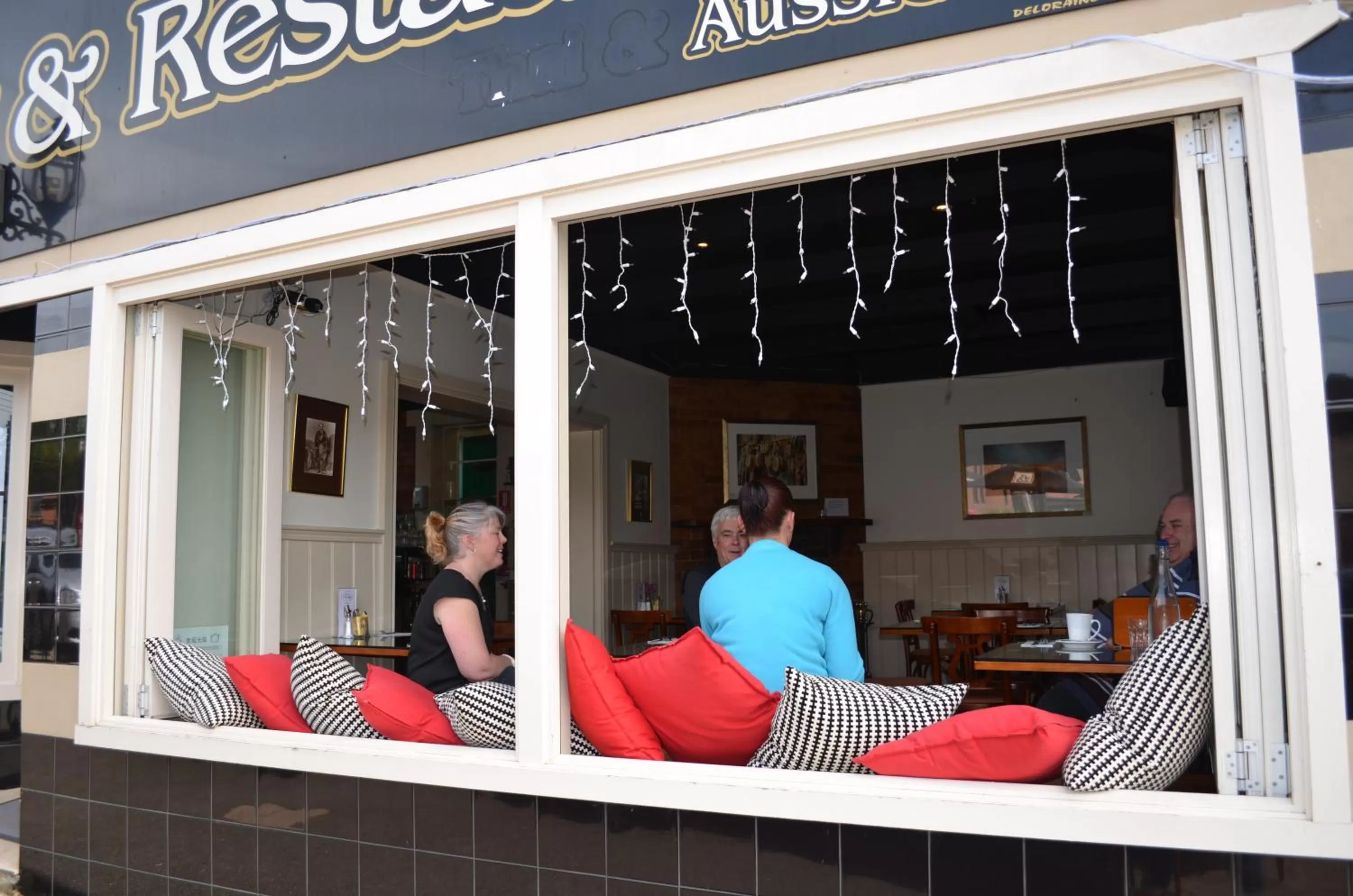 Restaurant/places to eat in The Empire Hotel Deloraine