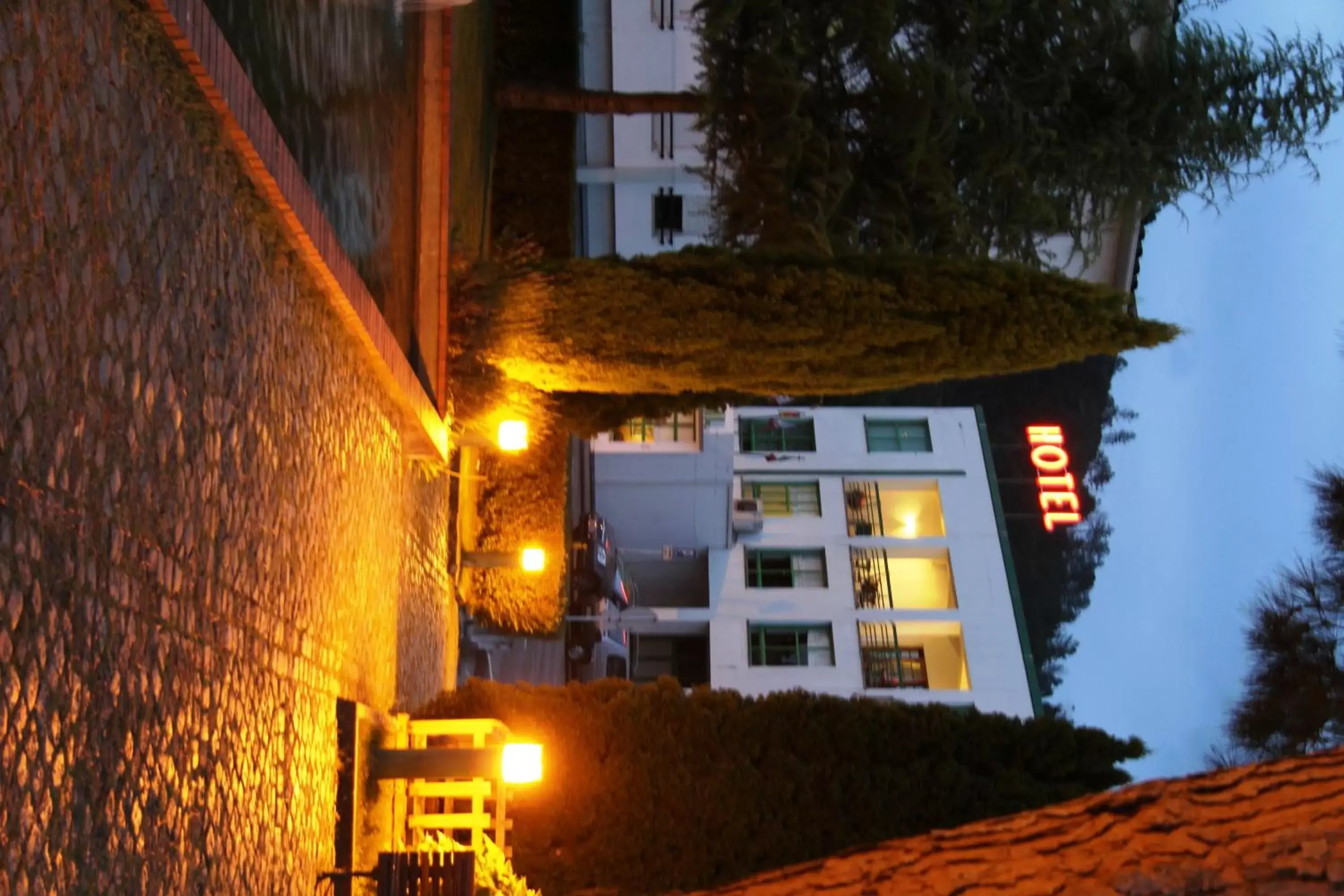 Facade/entrance, Property Building in Hotel de Arganil