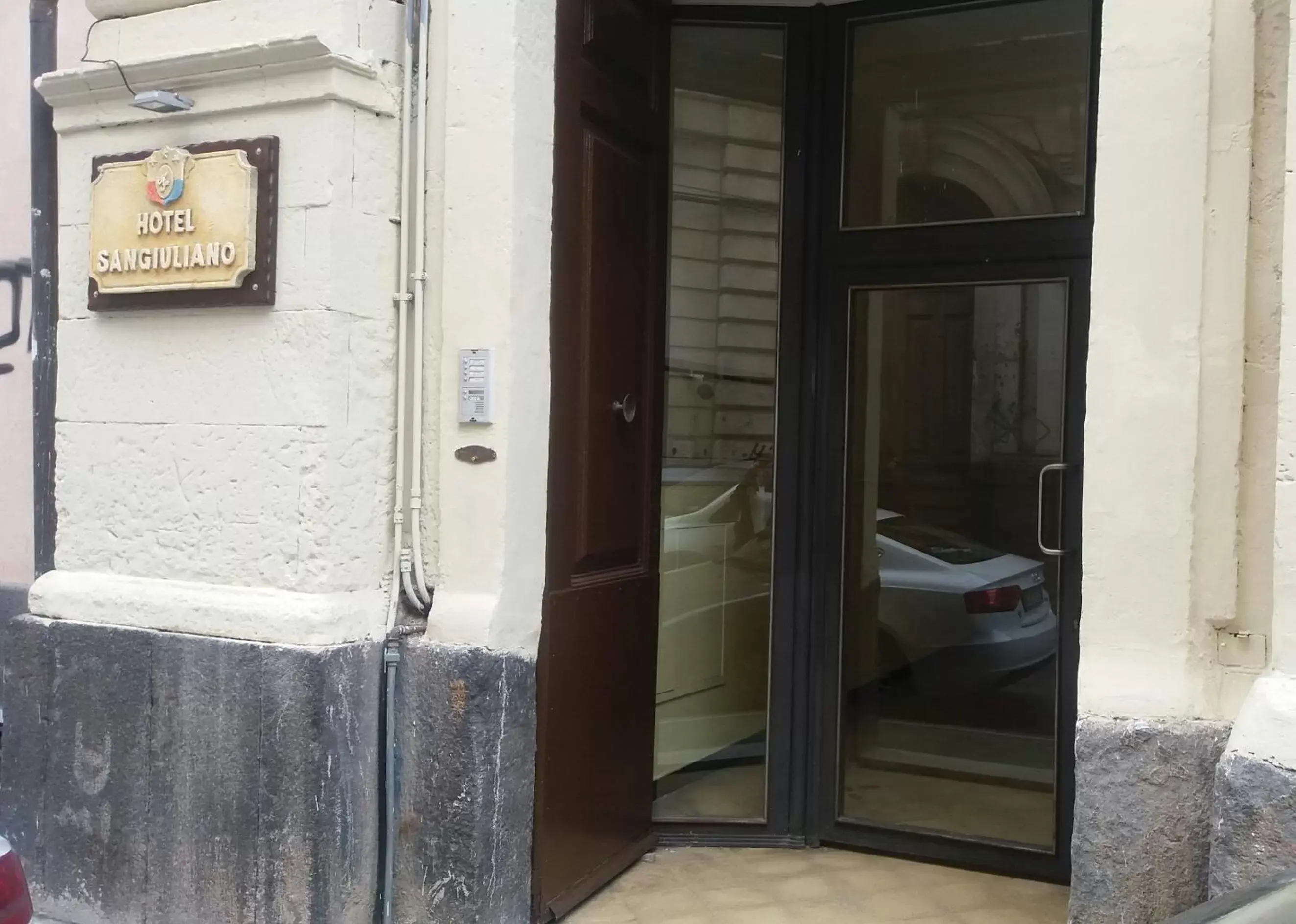 Facade/entrance in Nuovo Hotel Sangiuliano