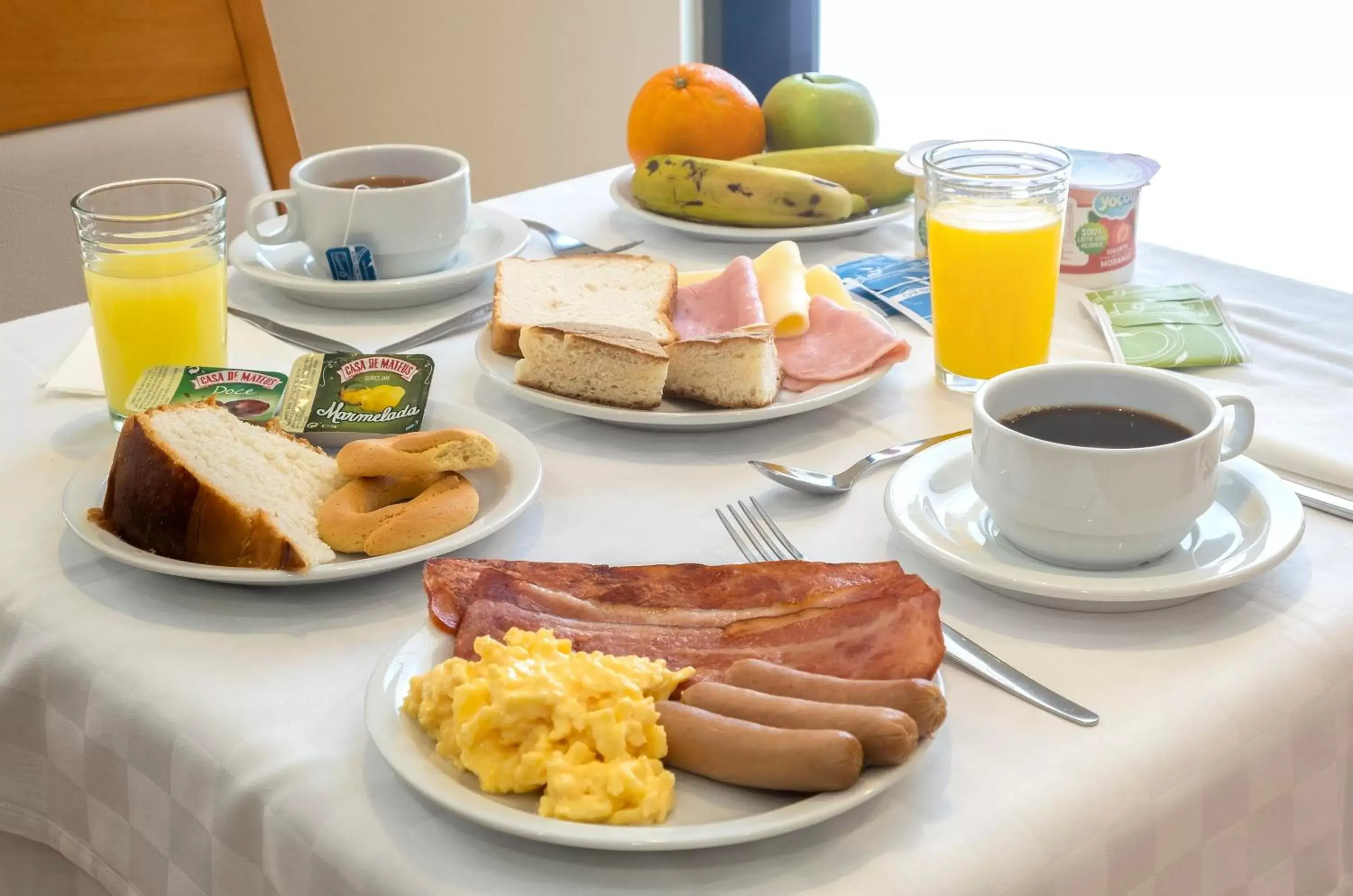 Continental breakfast, Breakfast in Hotel Comfort Inn Ponta Delgada