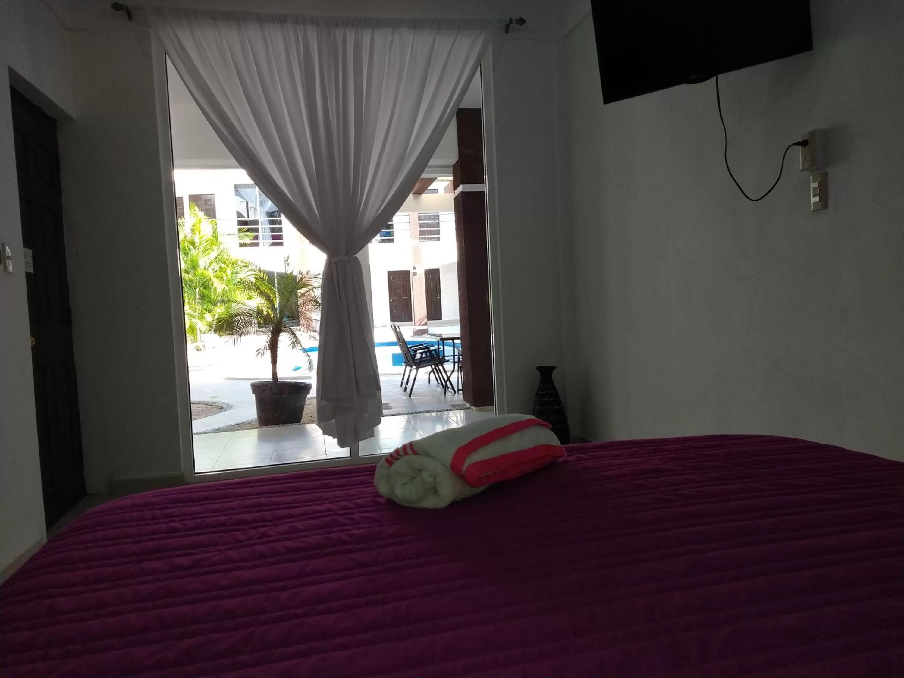 Photo of the whole room in Hotel España