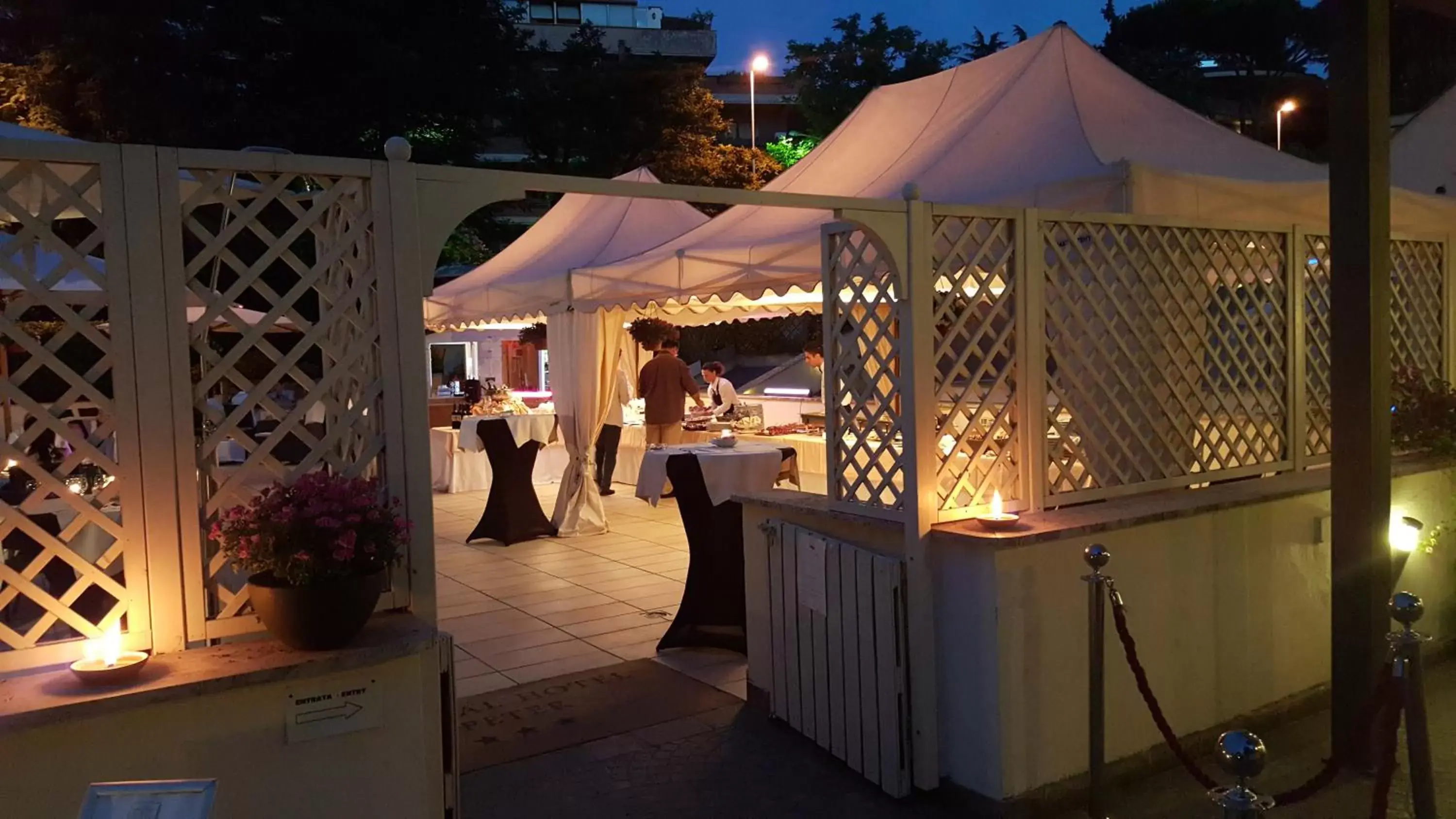 Swimming pool in Cardinal Hotel St. Peter Swimming pool in Cardinal Hotel St. Peter