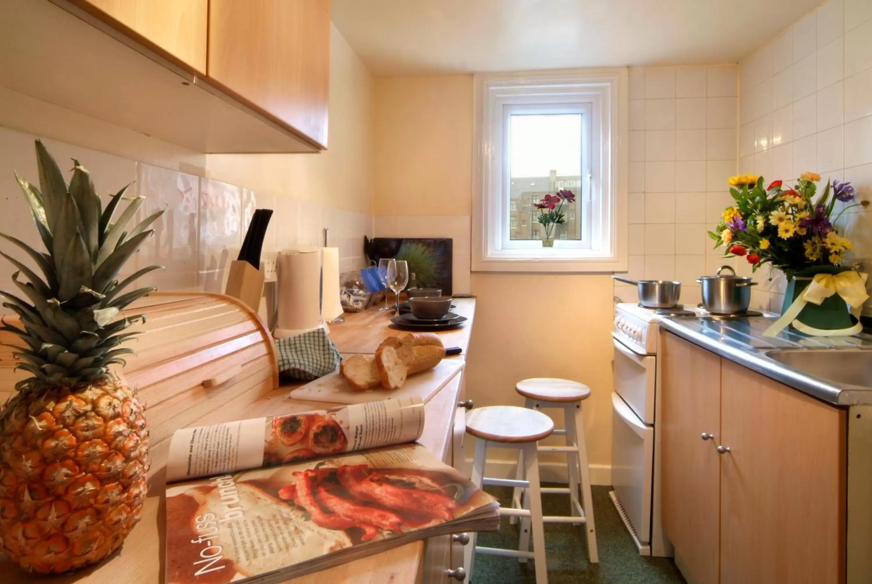 Kitchen or kitchenette in Discovery Accommodation