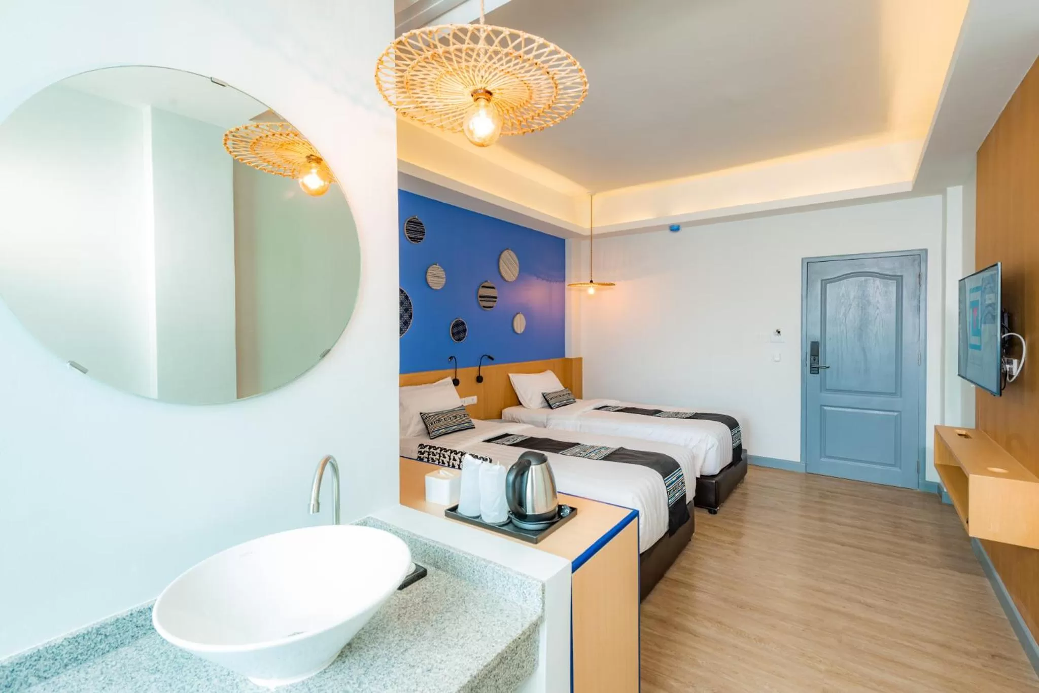 Bedroom, Bed in Luck Thai Hotel