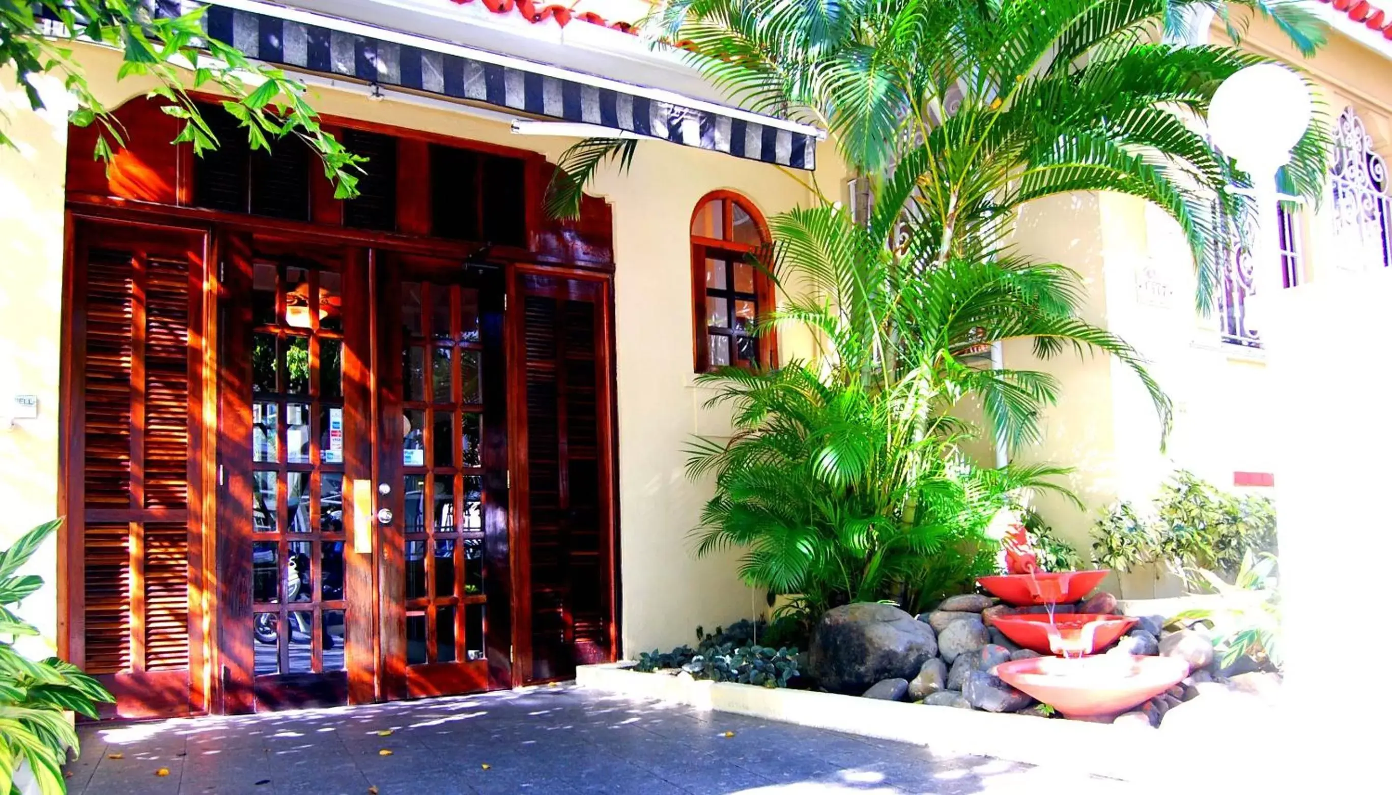 Facade/entrance in Canario Boutique Hotel