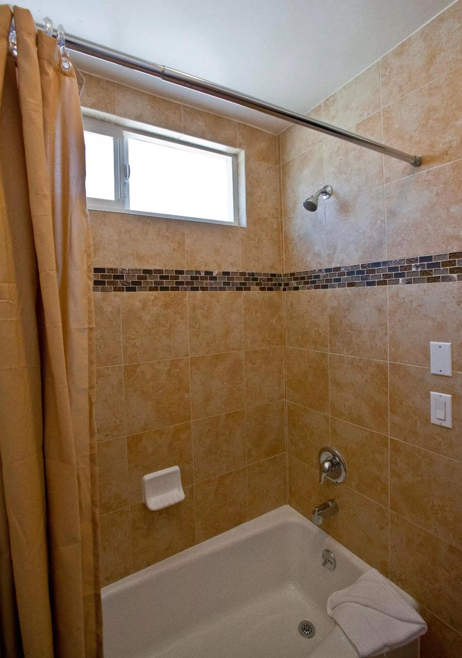 Shower in Dunes Inn - Sunset