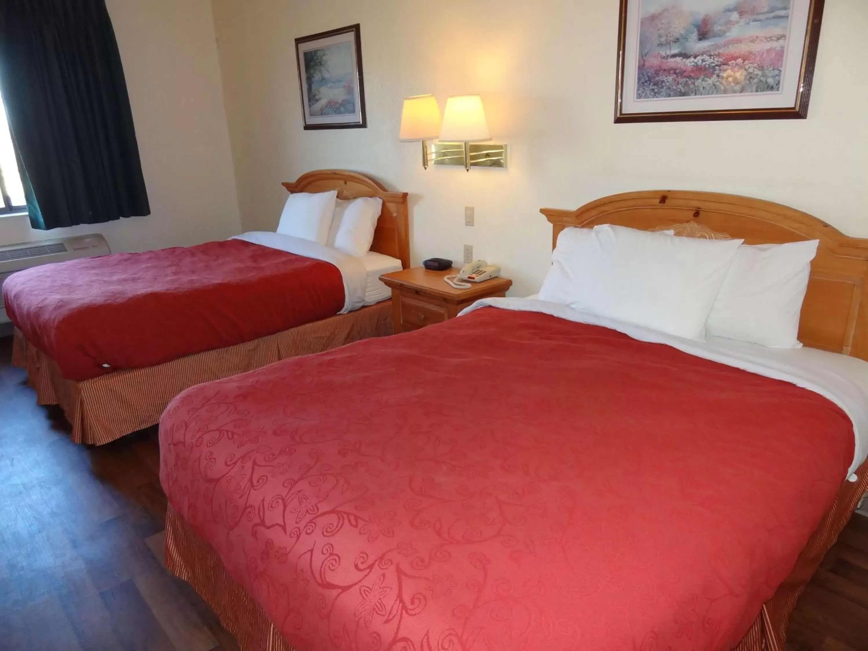 Large Double Room in Motel 6 Portland, IN Large Double Room in Motel 6 Portland, IN