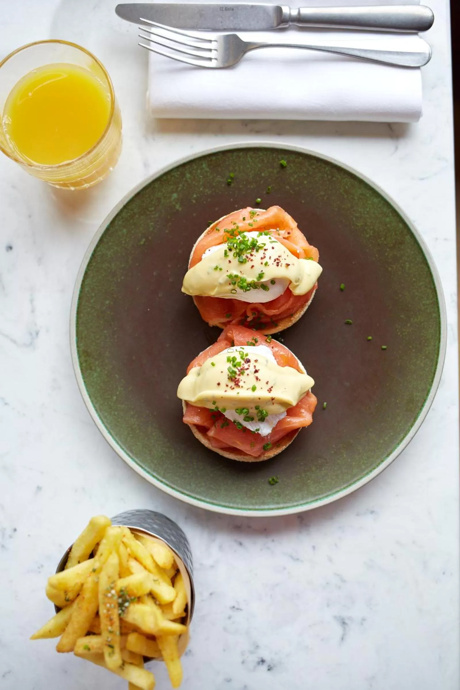 Breakfast in The Retreat, Elcot Park