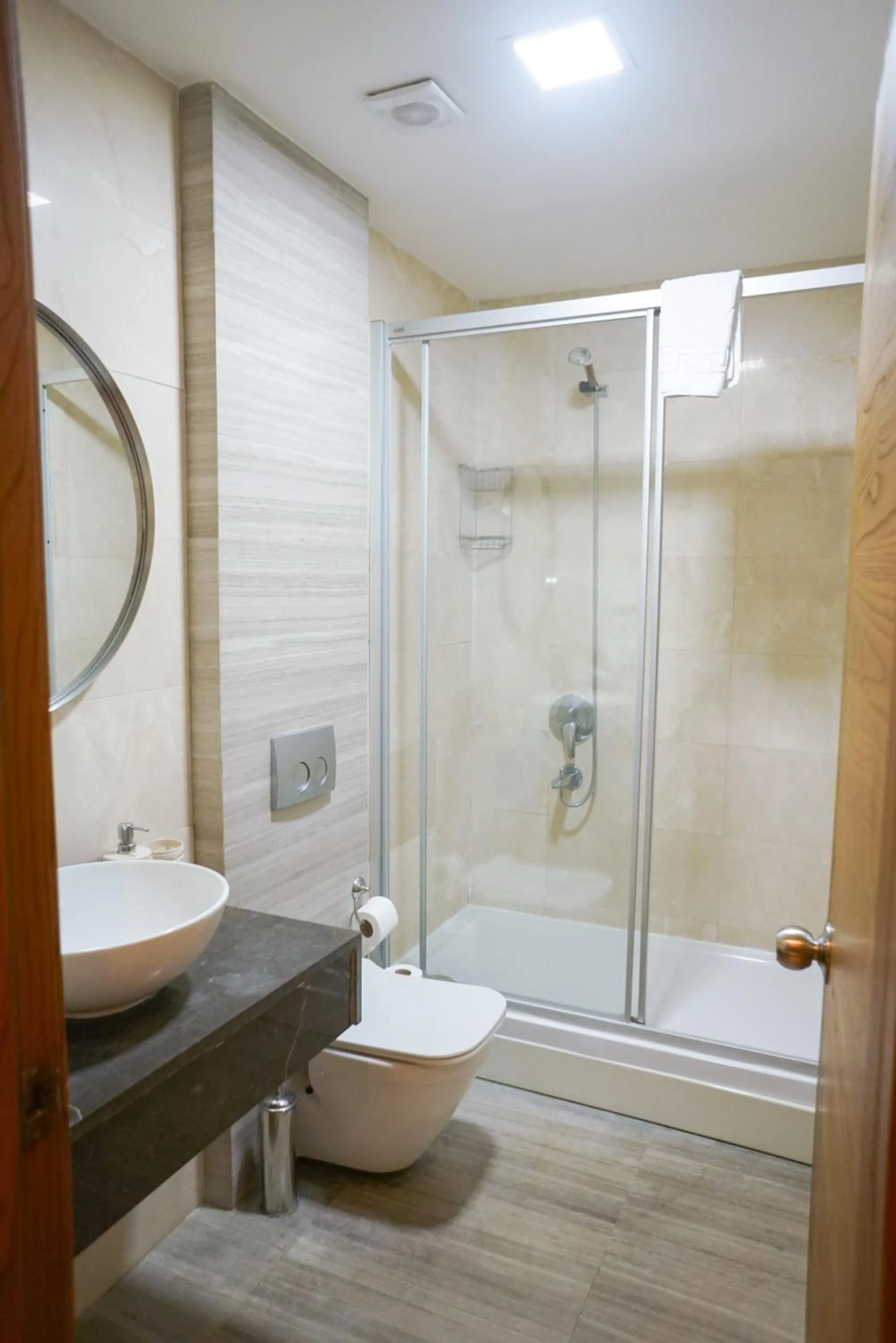 Shower in Triada Hotel Taksim - Special Category