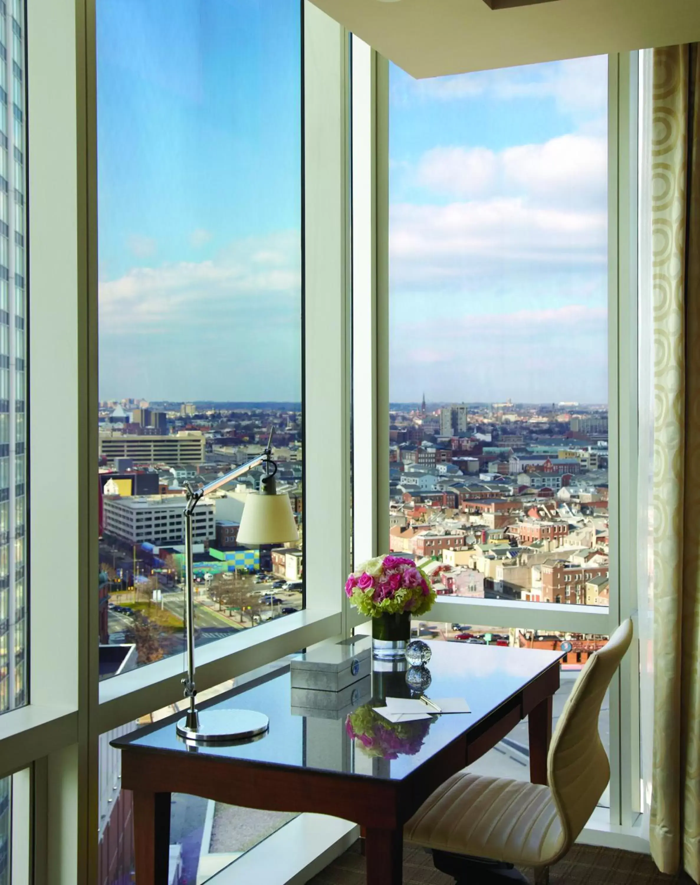 City view in Four Seasons Baltimore