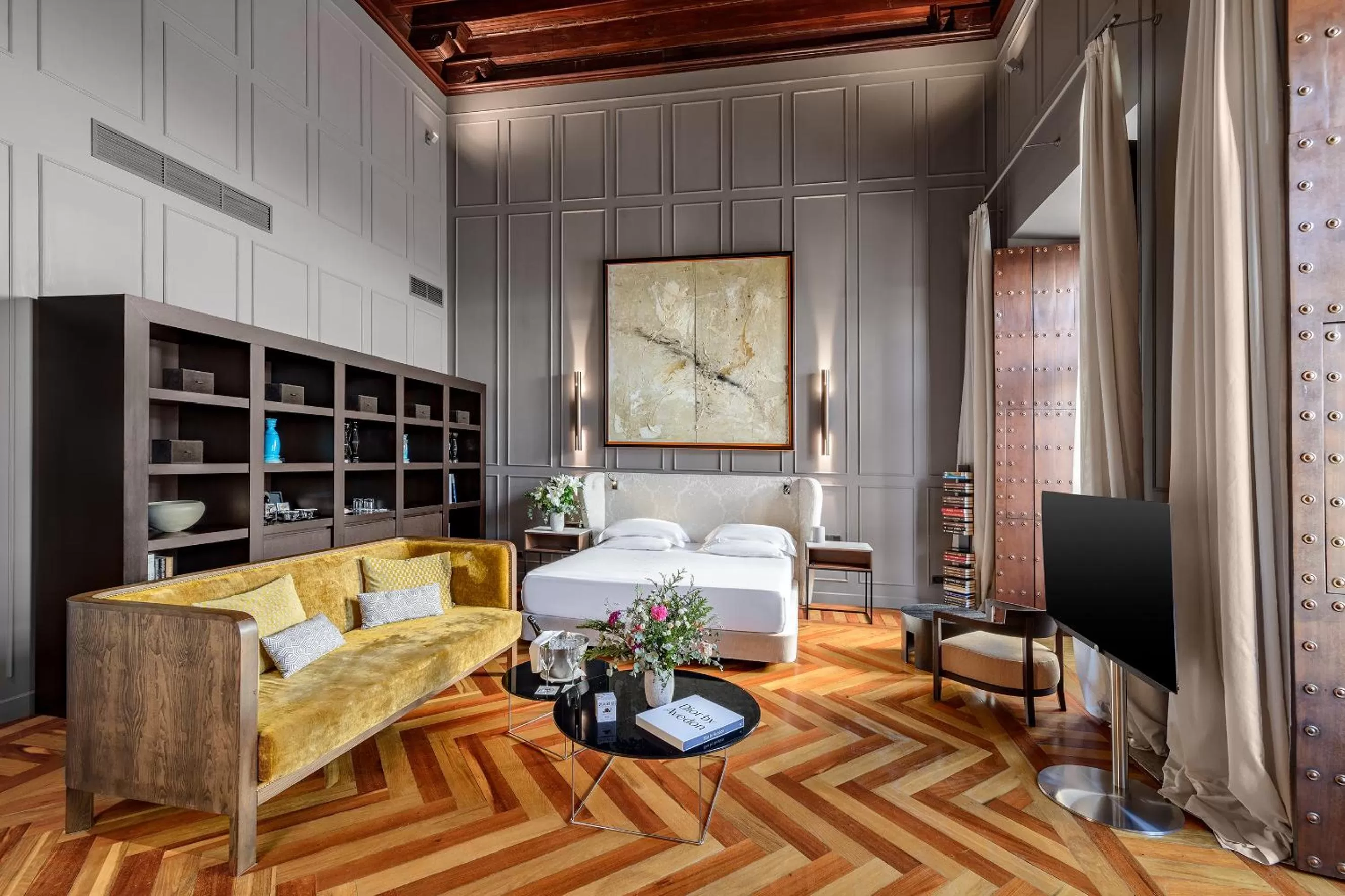 Bedroom in CoolRooms Palacio Villapanés 5 GL