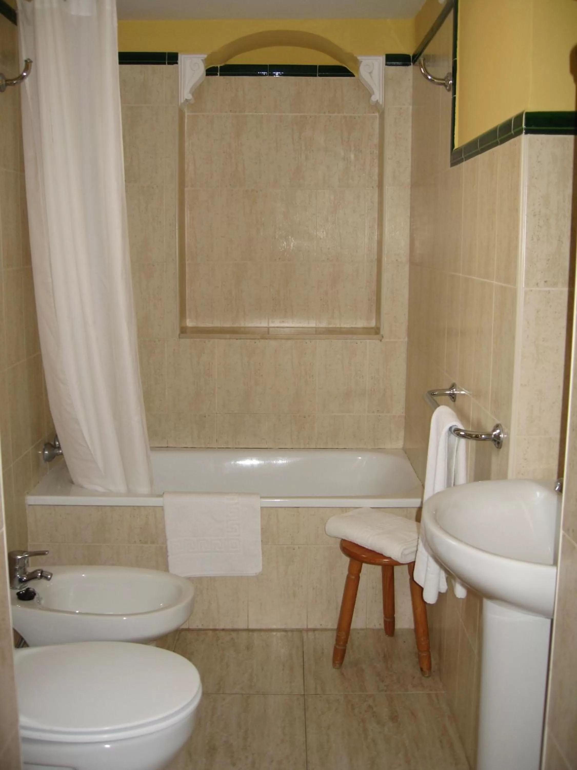 Bathroom in Hotel Residencia Miami