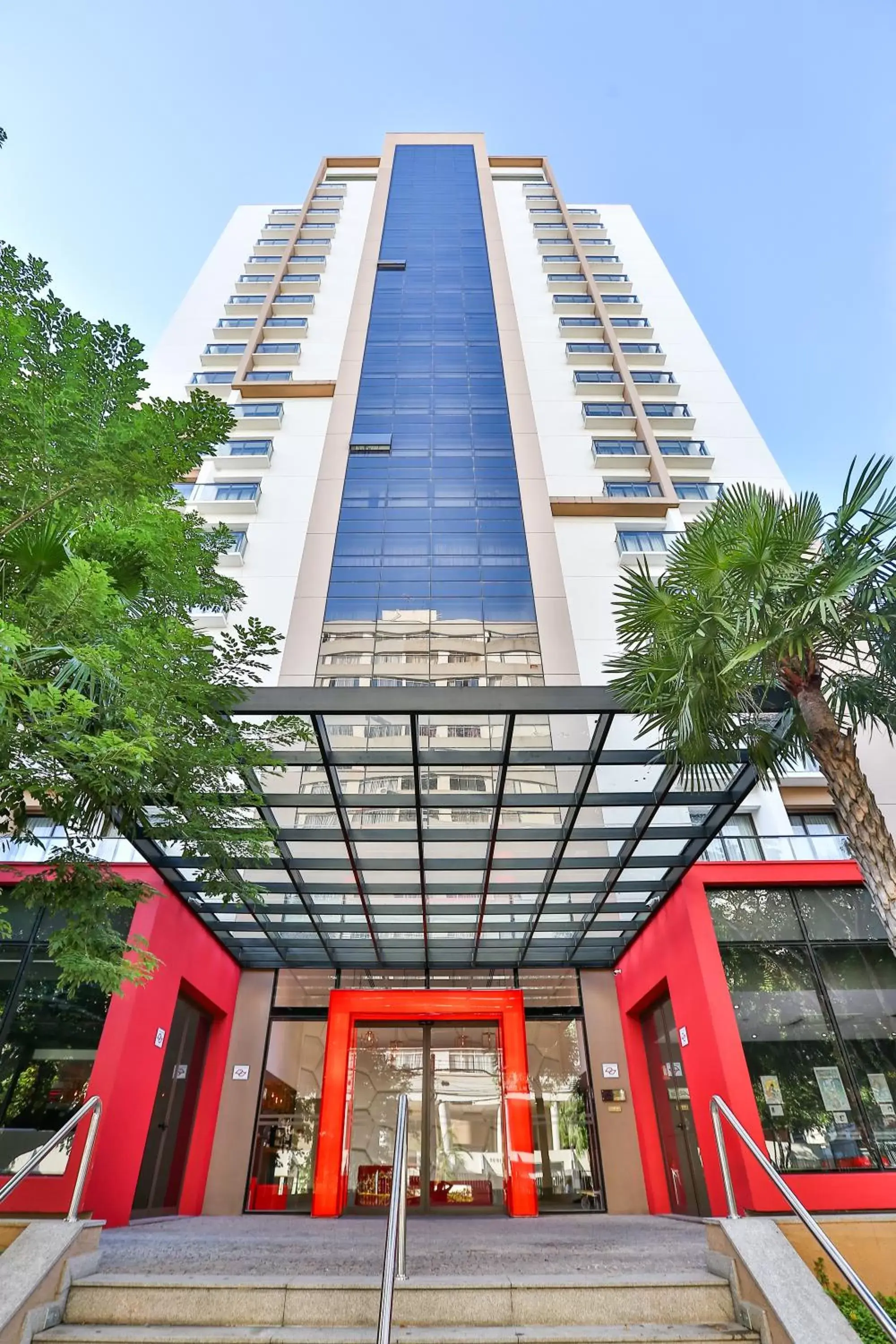 Facade/entrance, Property Building in Radisson RED Campinas