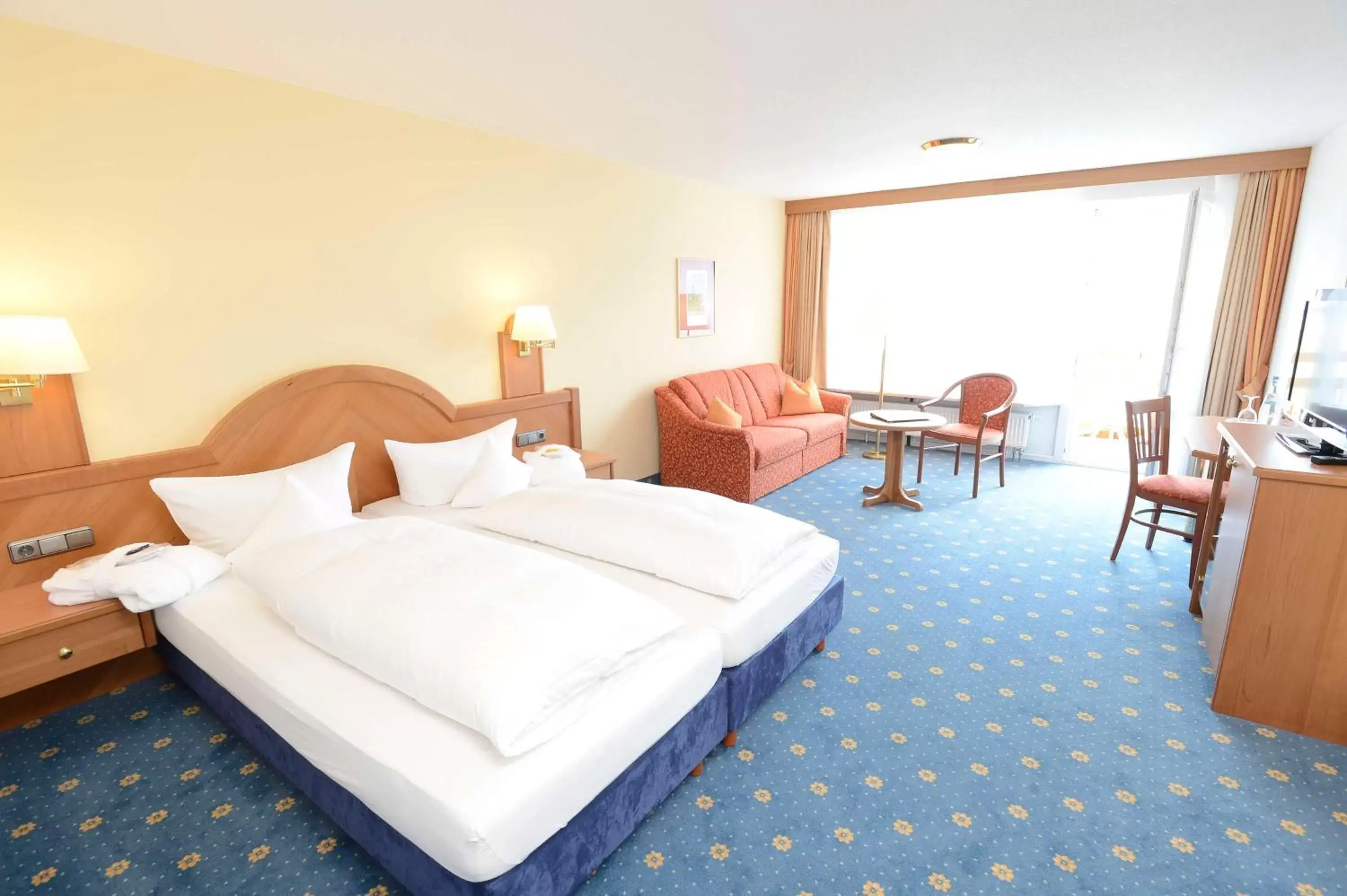 Bedroom in Best Western Plus Hotel Alpenhof
