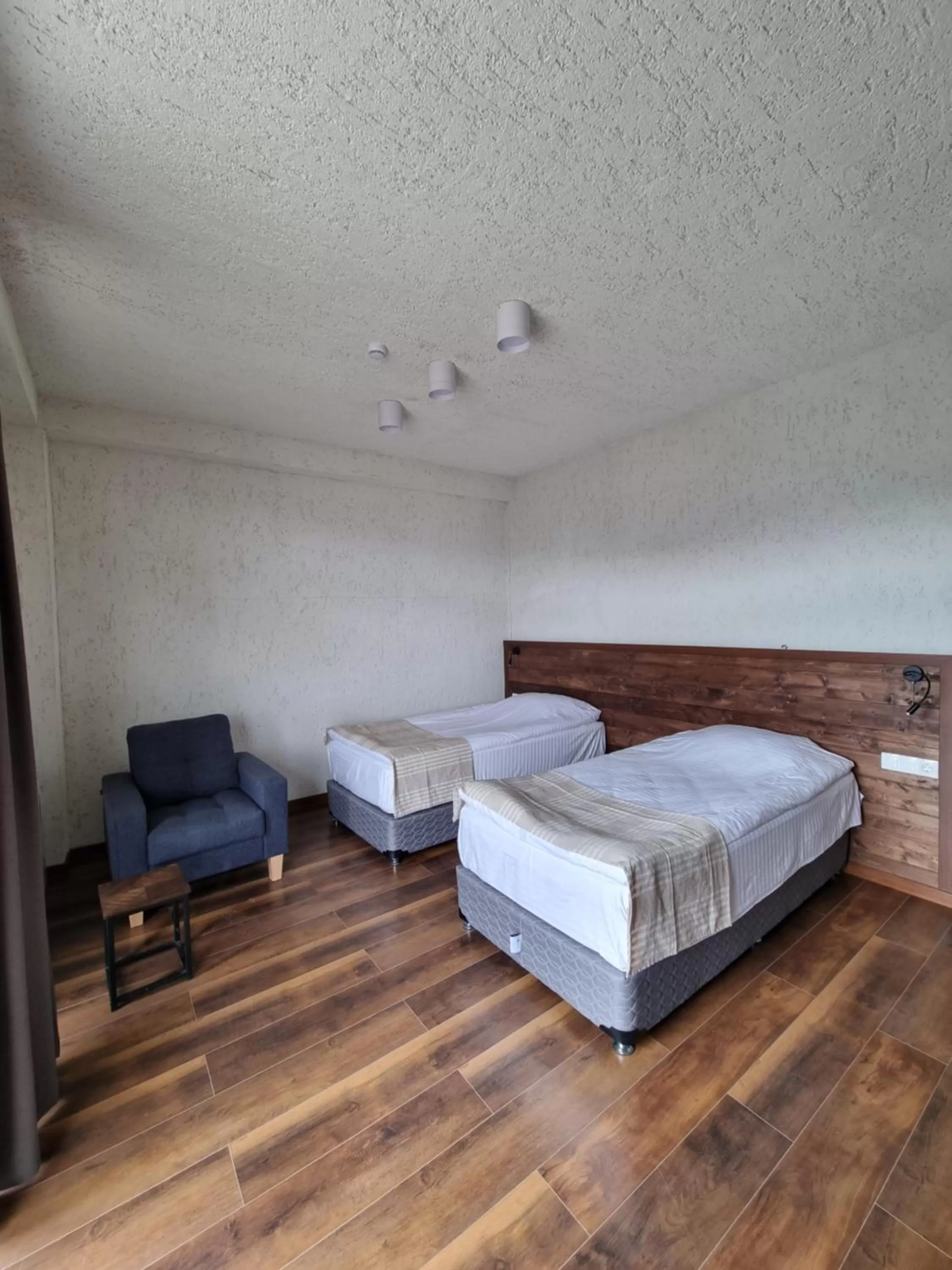 Photo of the whole room, Bed in Apaga Resort