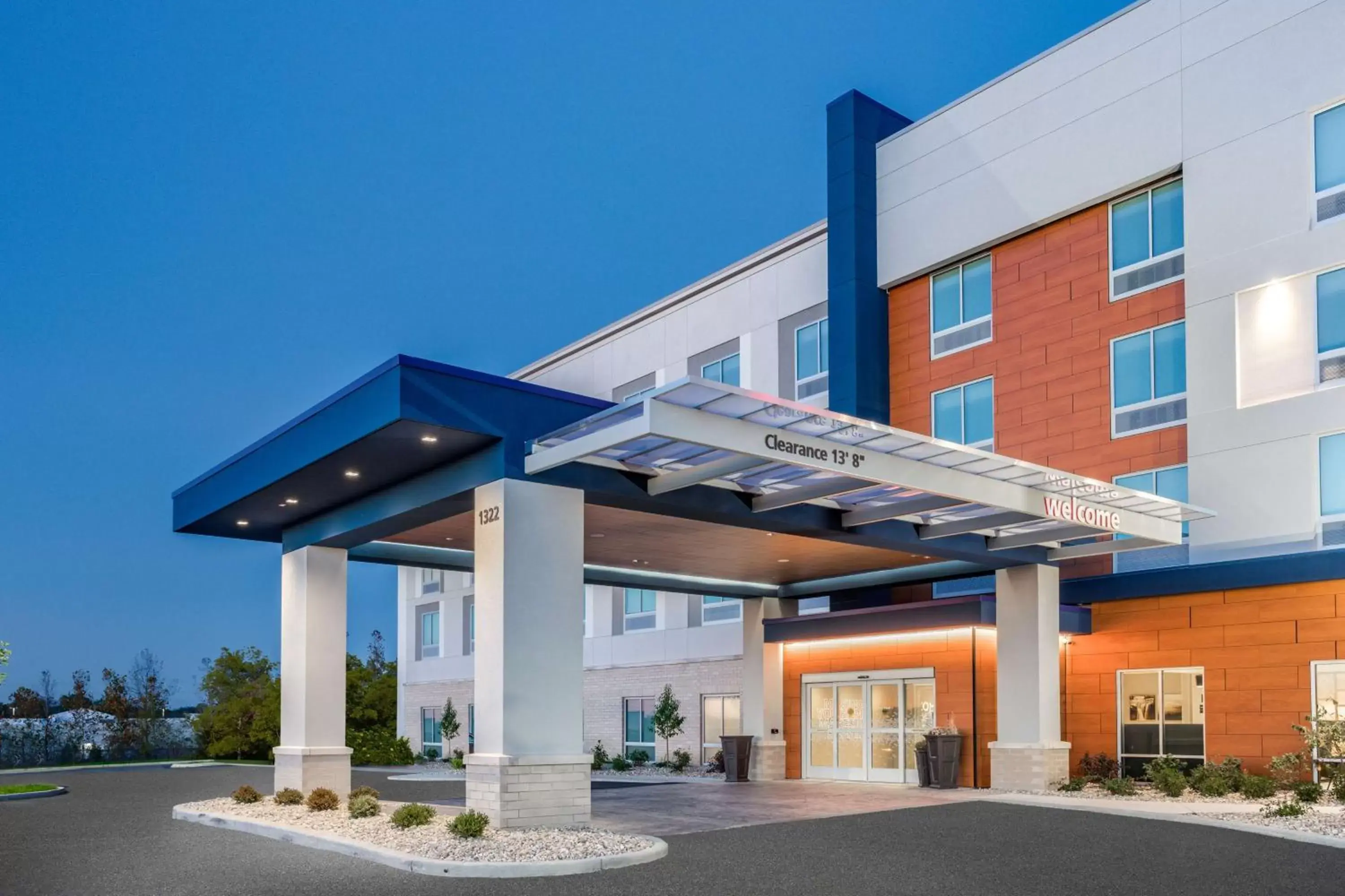 Property building in Hampton Inn Bedford In, In Property building in Hampton Inn Bedford In, In