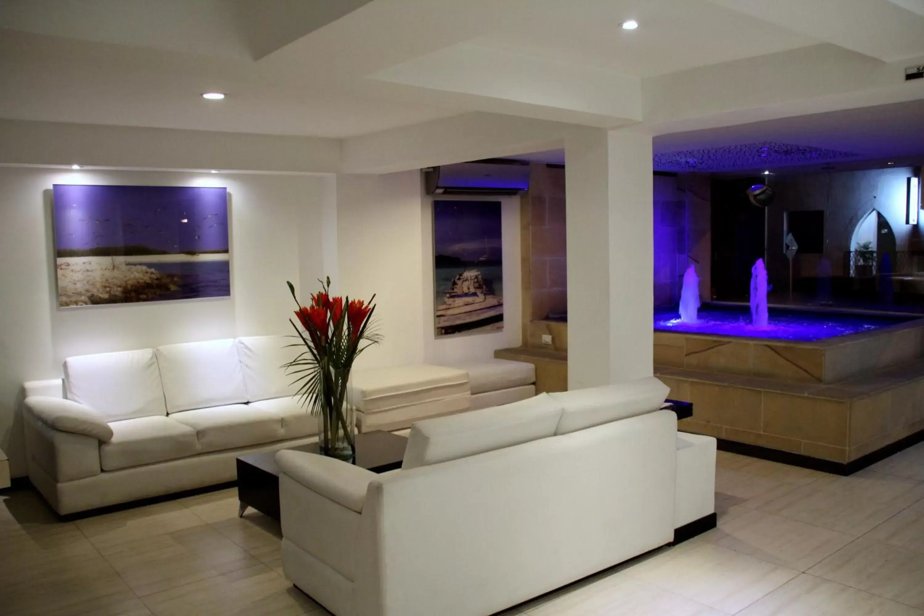 Lobby or reception, Seating Area in Aqua Granada Hotel