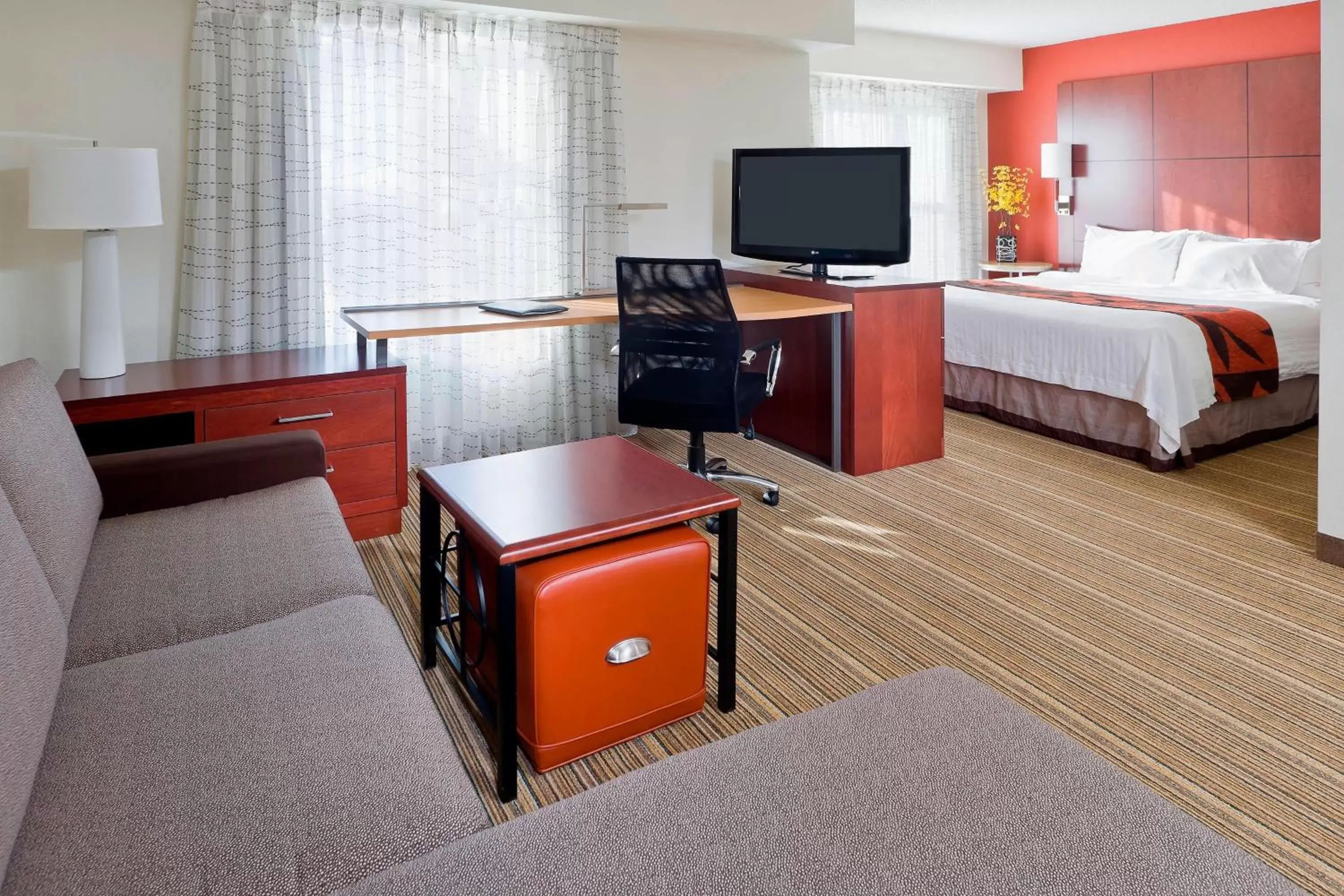 Photo of the whole room, TV/Entertainment Center in Residence Inn Canton