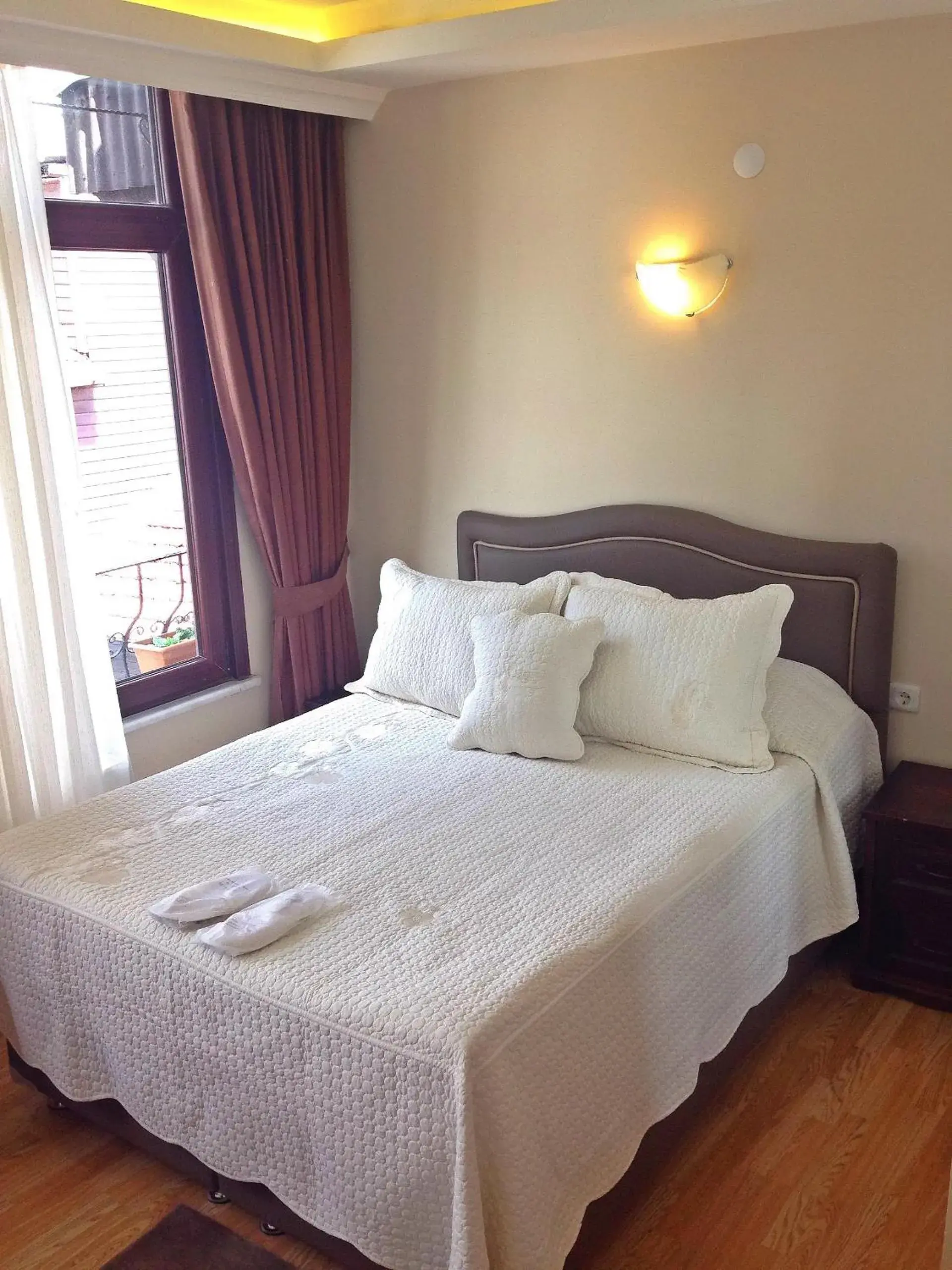 Bed in Hotel Naz Wooden House Inn