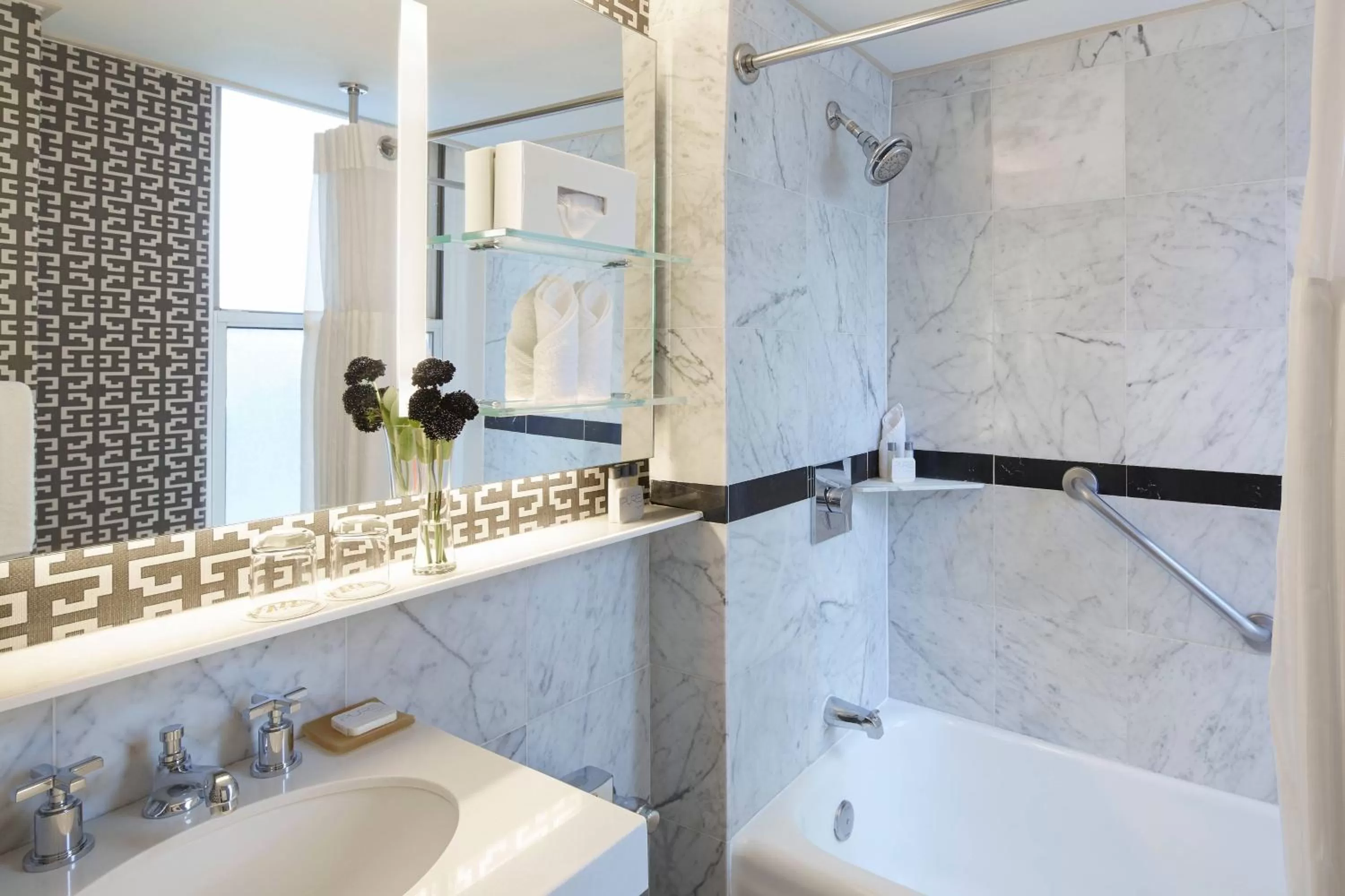 Bathroom in The Lexington Hotel, Autograph Collection