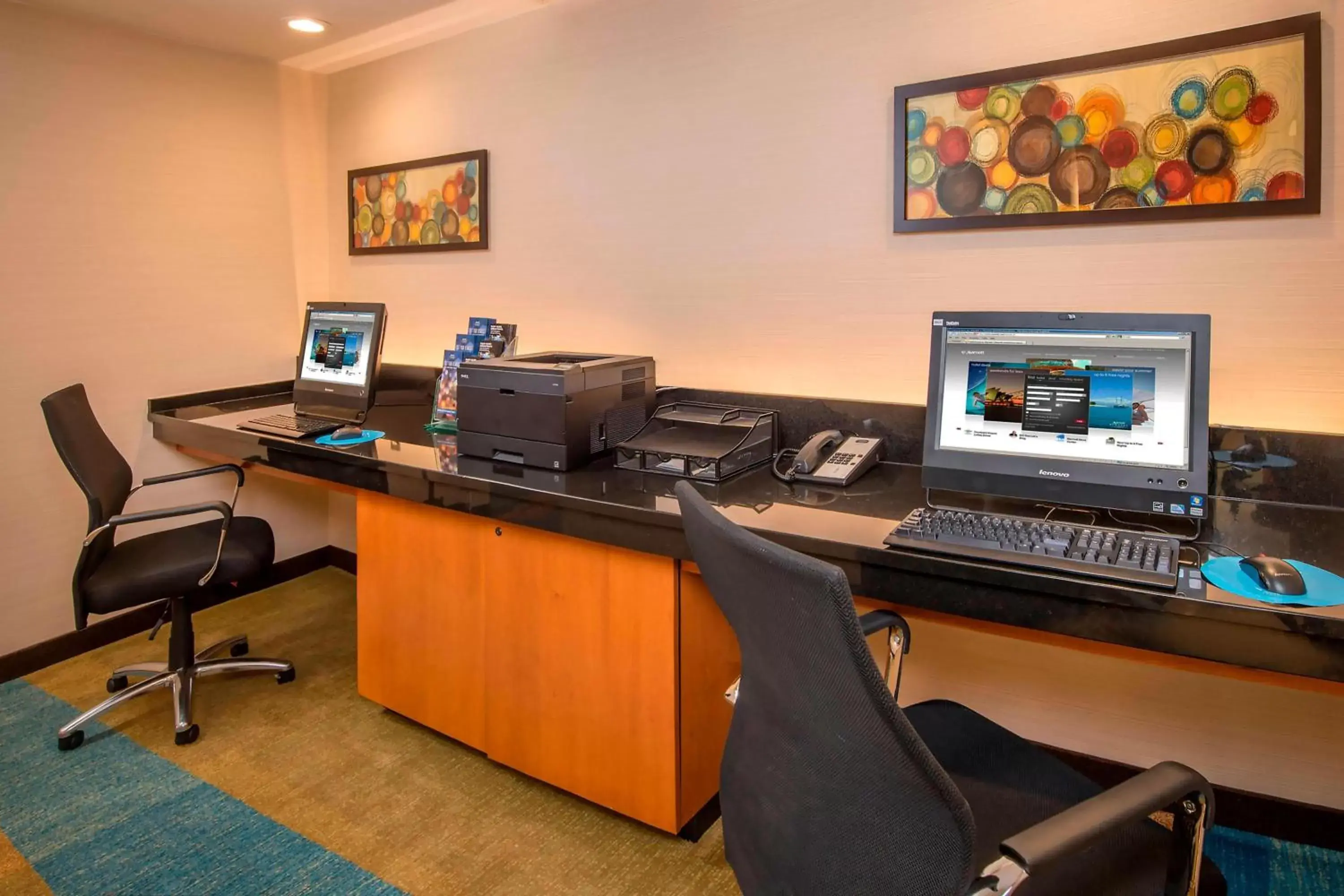 Business facilities in Fairfield Inn & Suites by Marriott Frederick