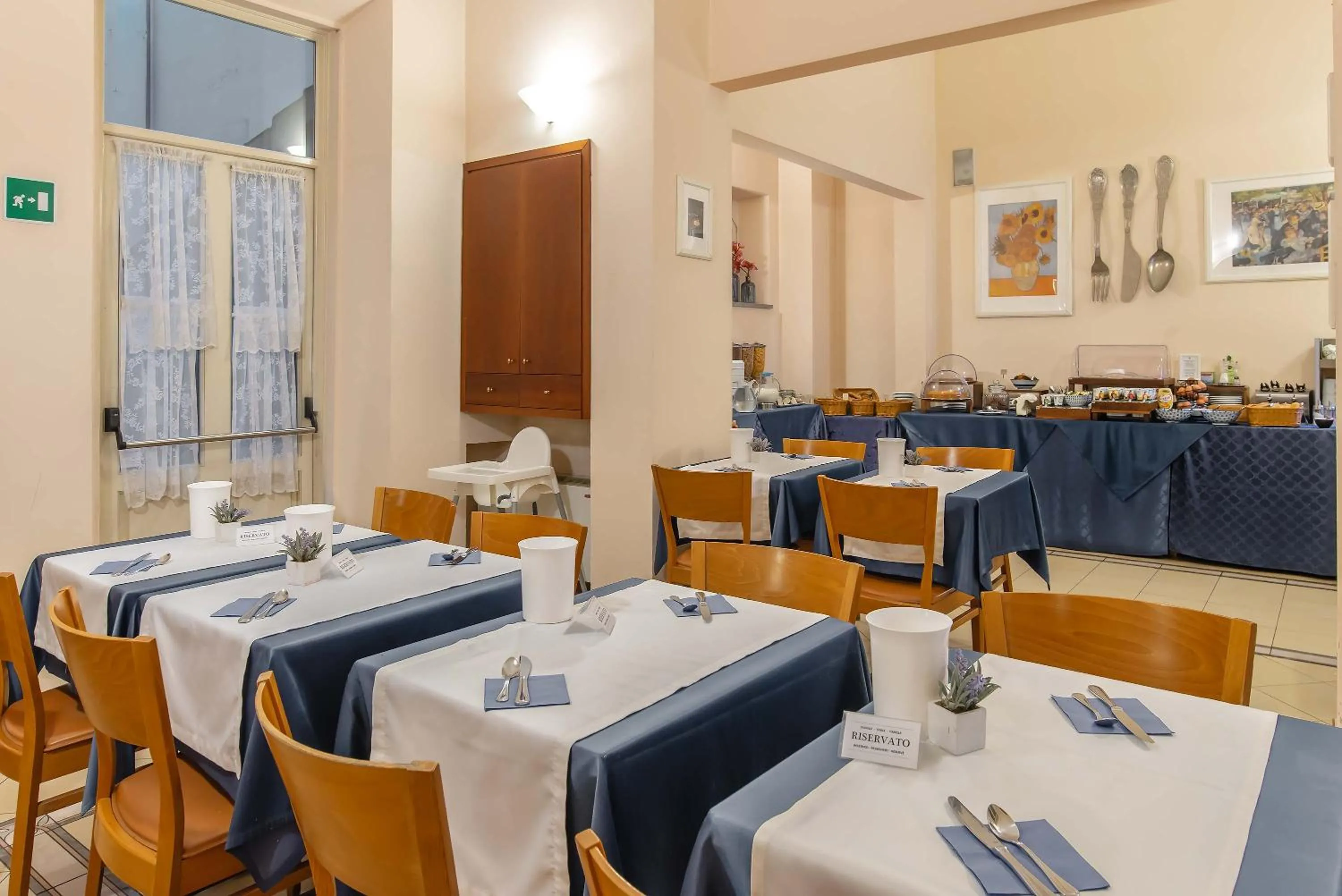 Breakfast in Hotel Bonifacio