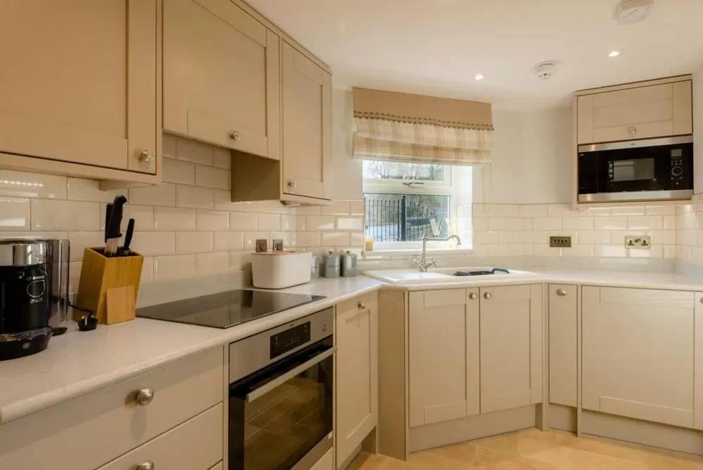 Kitchen or kitchenette in Crossbasket Castle, Hotel & Restaurant