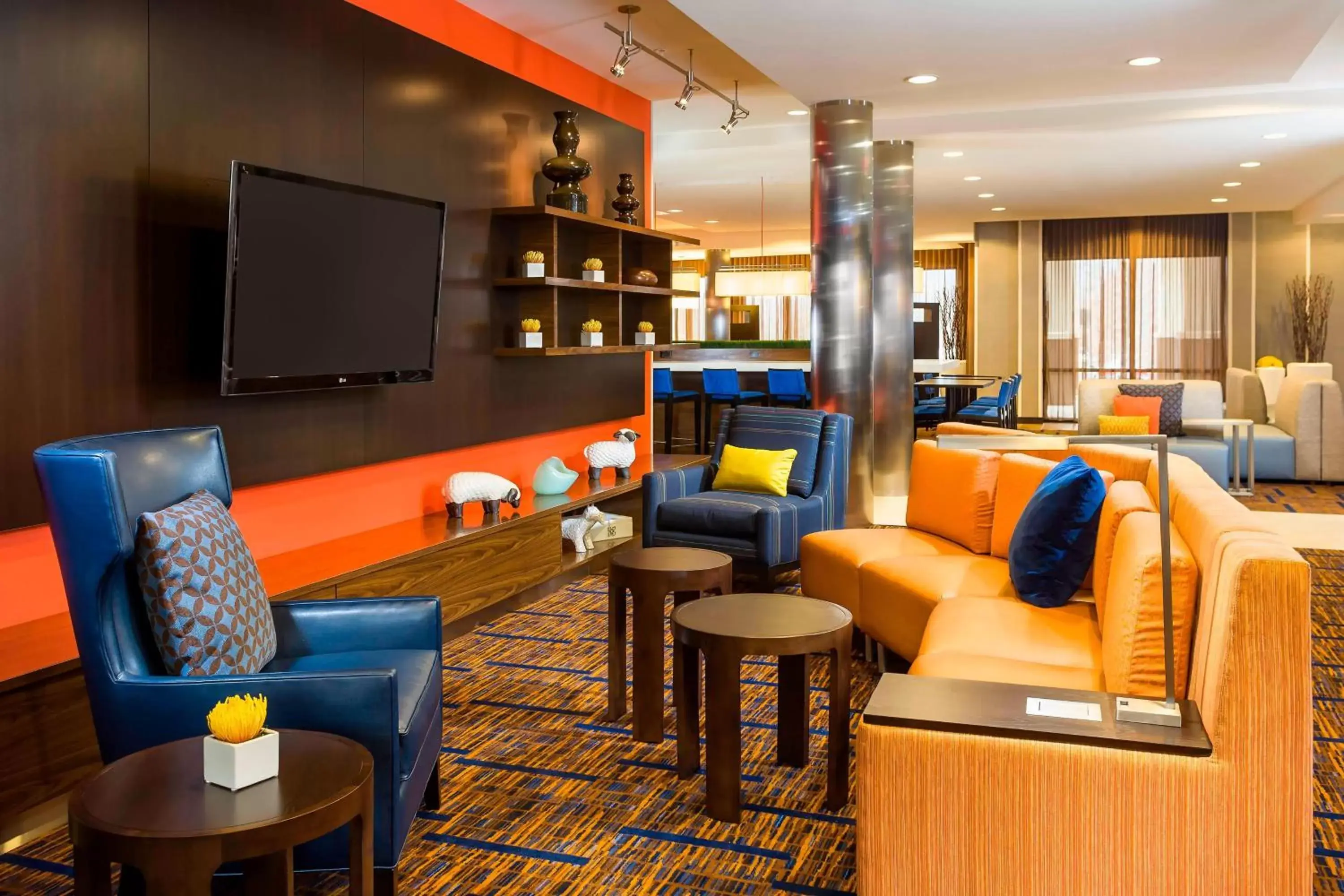Lobby or reception, Lounge/Bar in Courtyard by Marriott Stafford Quantico