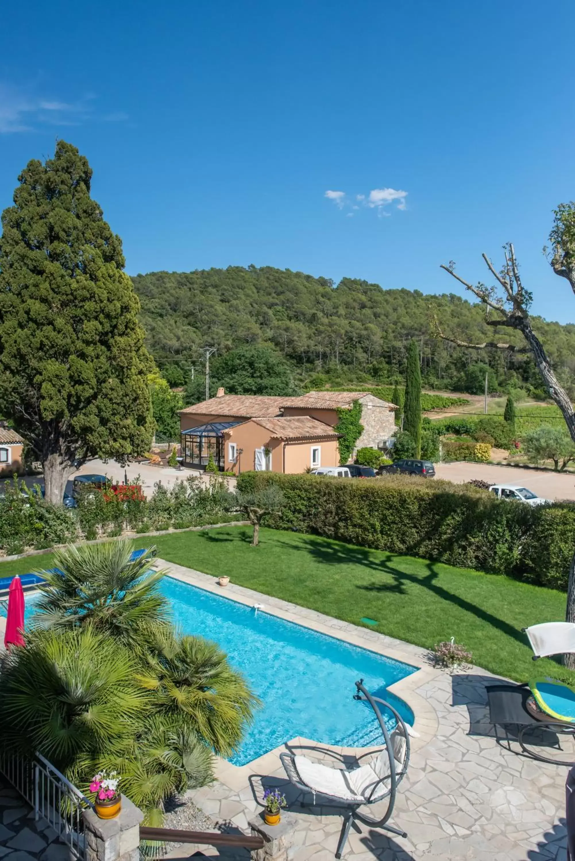 Pool view, Swimming Pool in Chateau de Sainte Croix