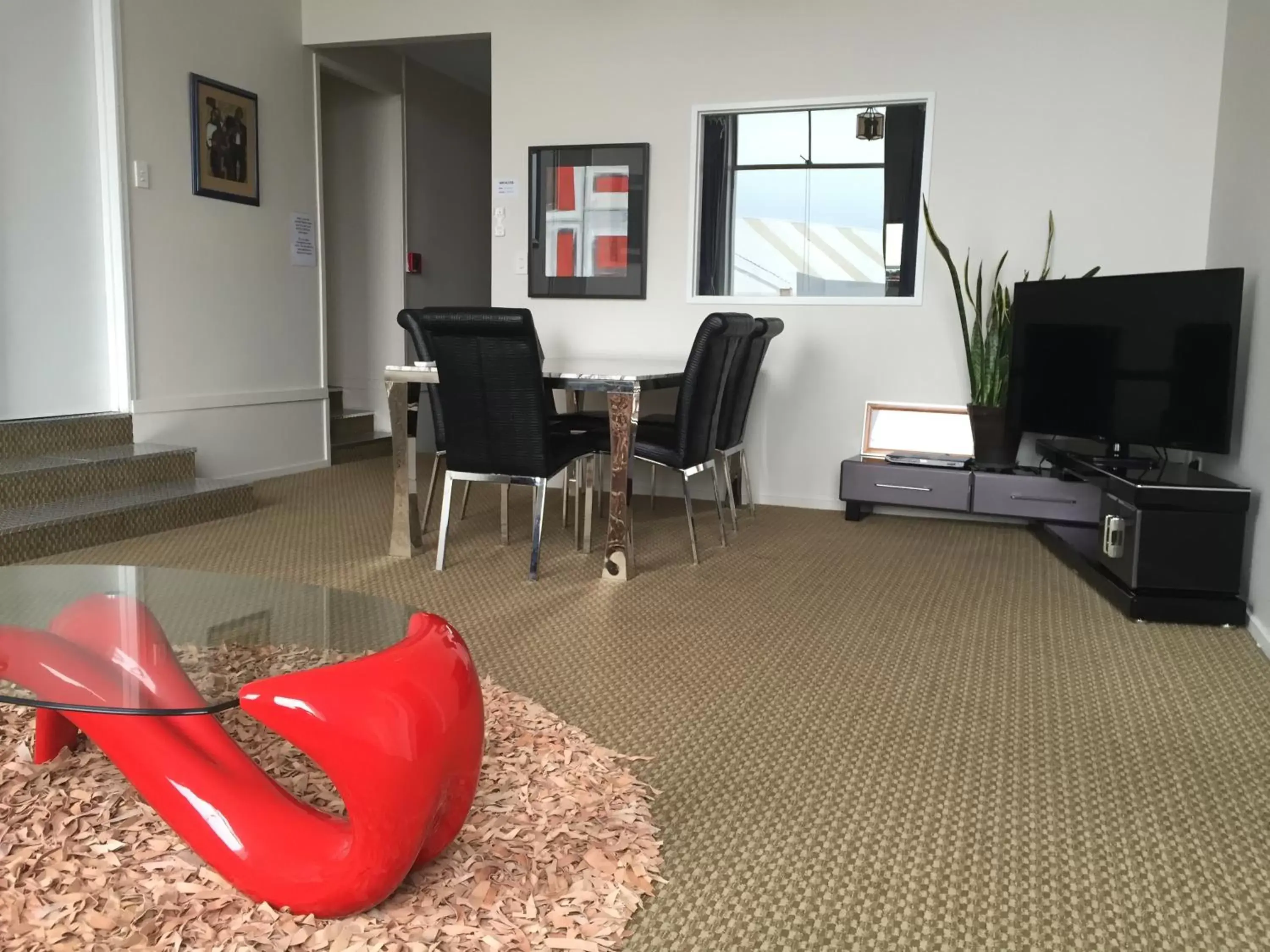 Dining area, Seating Area in Motel on Carroll