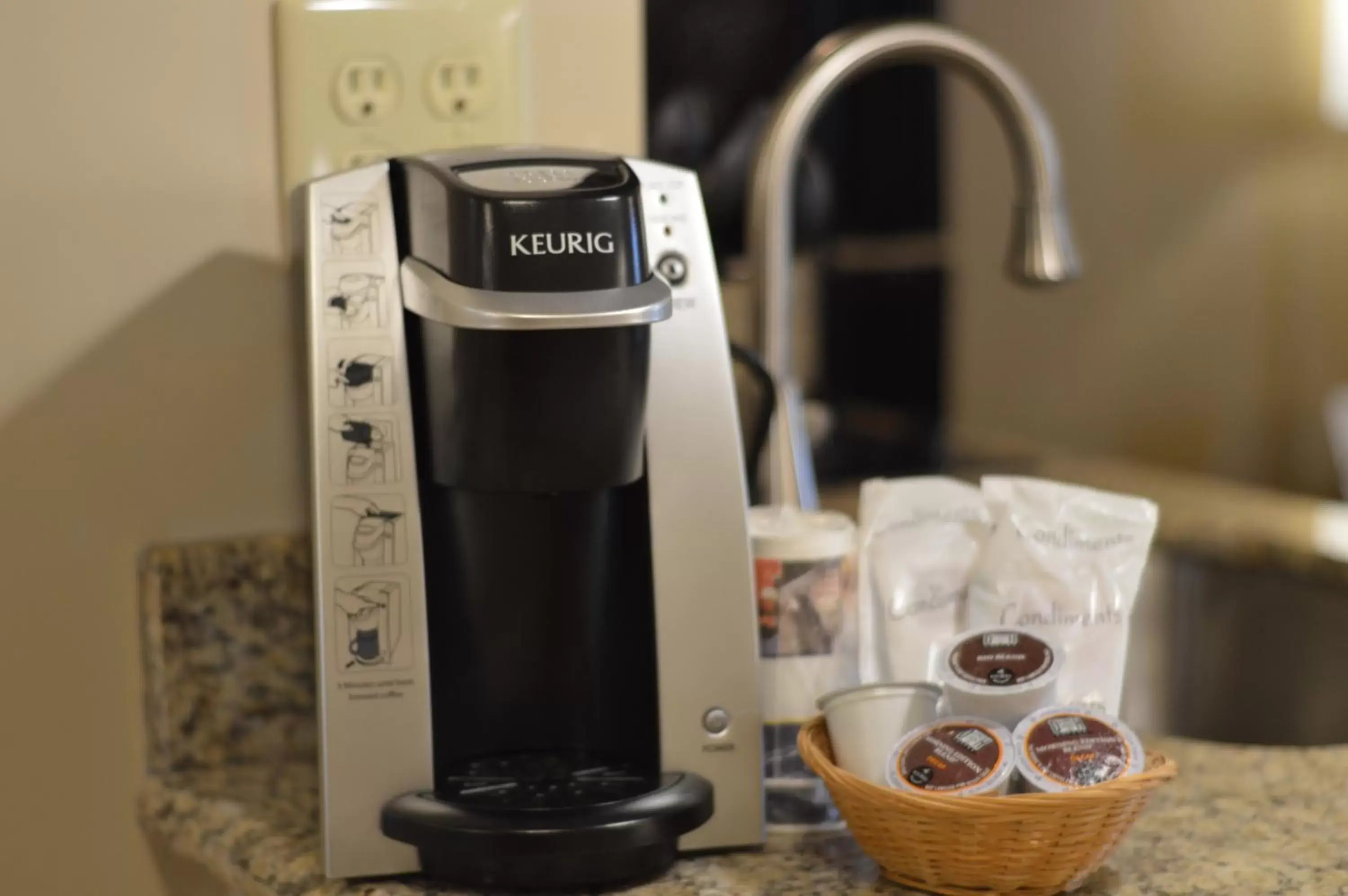 Coffee/Tea Facilities in Best Western Cascadia Inn