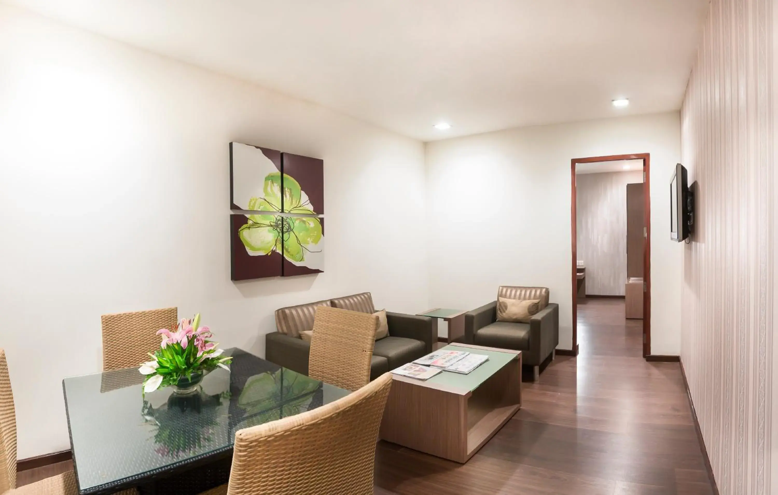 Living room, Seating Area in The Lotus Apartment hotel, Burkit Road