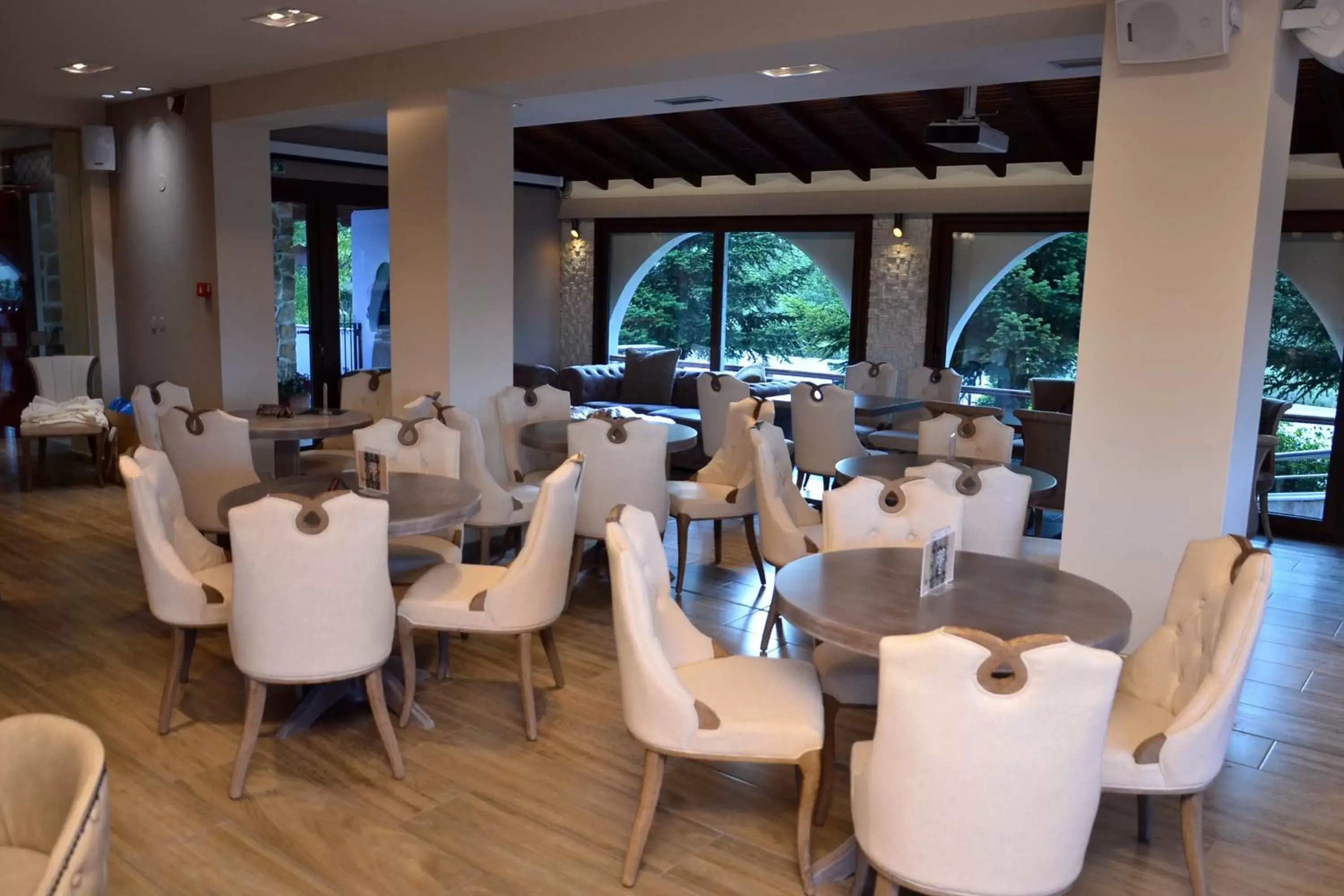 Lounge or bar, Restaurant/Places to Eat in Hotel Konaki