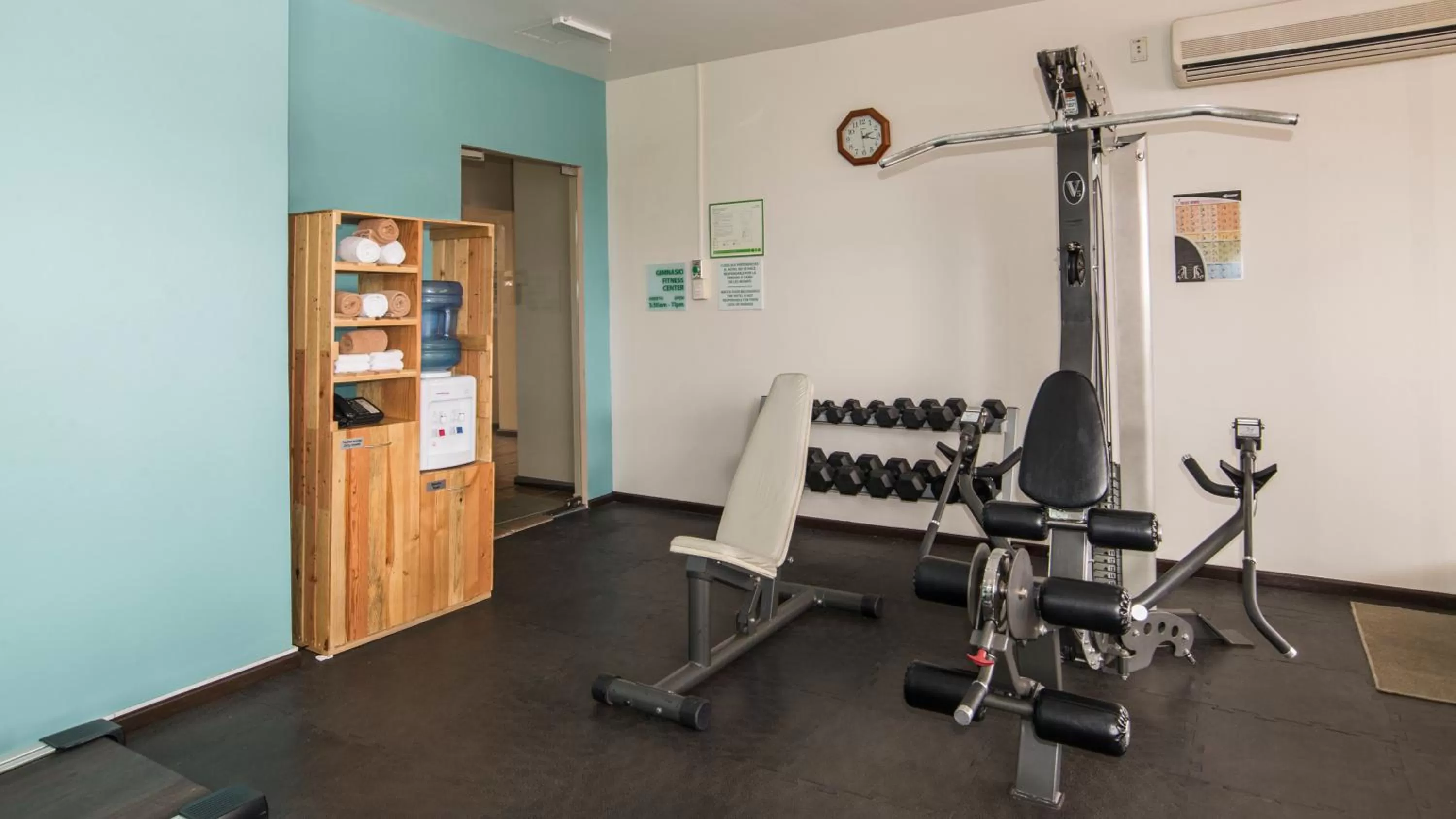 Fitness centre/facilities in Holiday Inn & Suites Mexico Zona Reforma by IHG