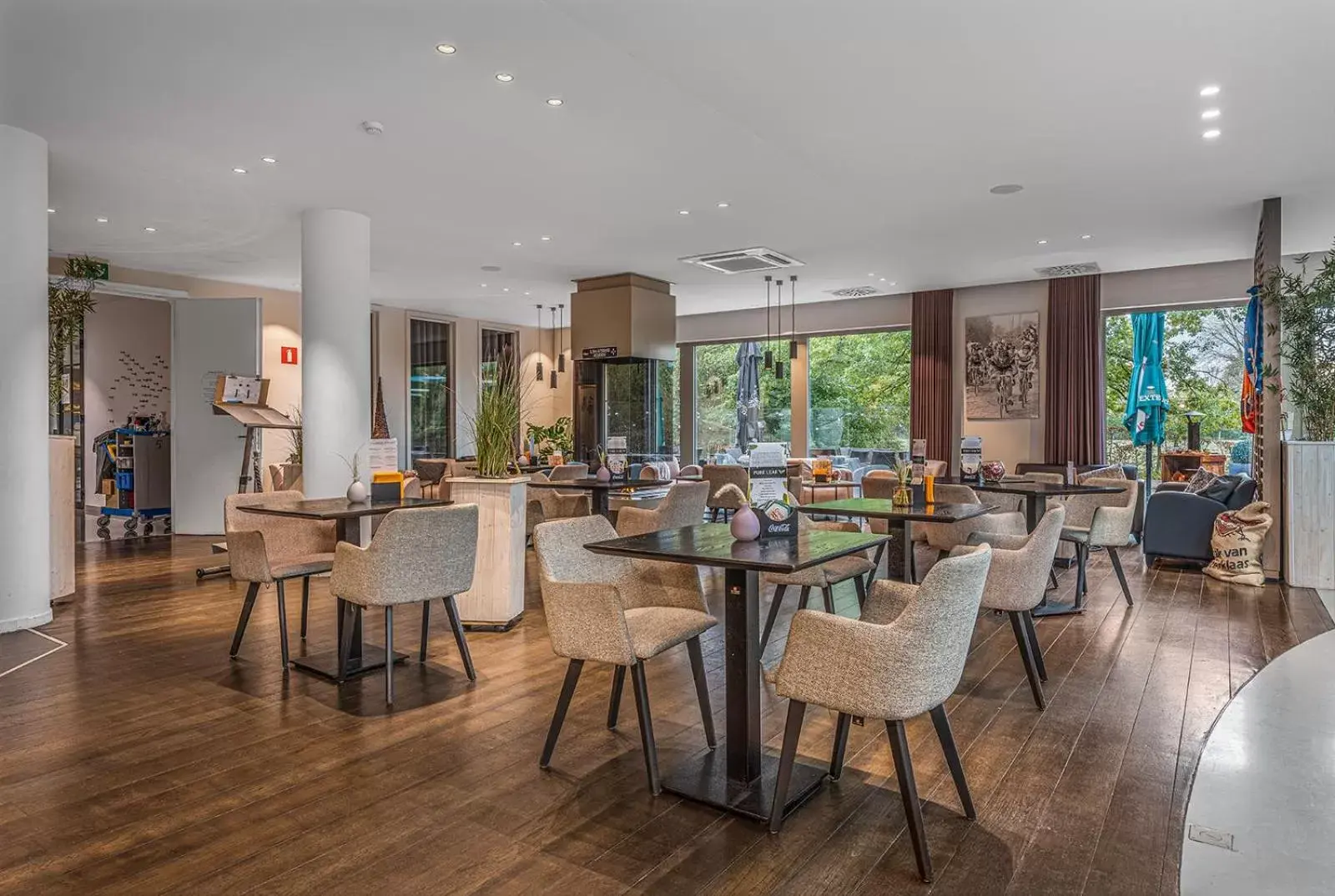 Restaurant/places to eat in Velotel Brugge Restaurant/places to eat in Velotel Brugge