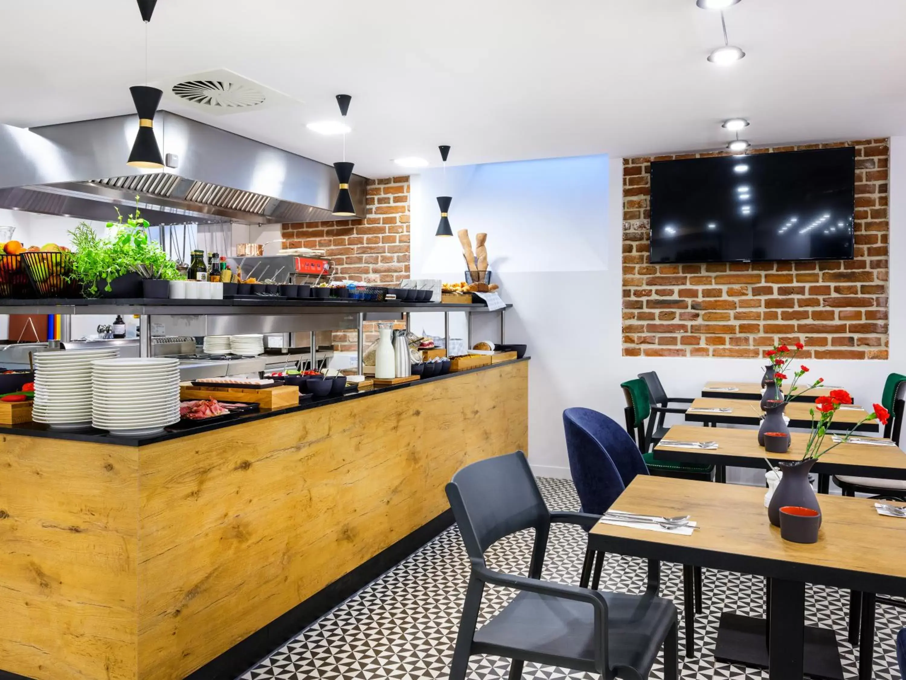 Restaurant/places to eat in Hotel Wawel Queen Restaurant/places to eat in Hotel Wawel Queen