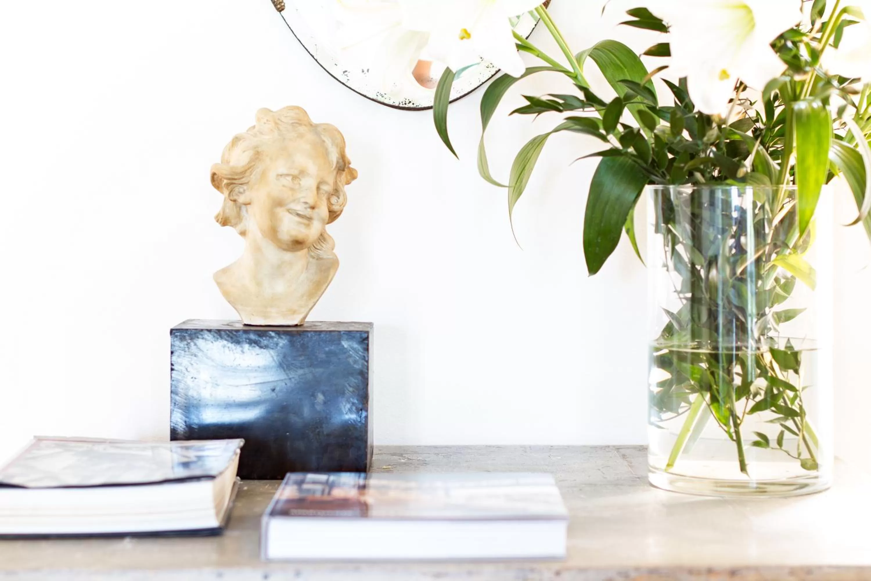 Decorative detail in L' Hôtellerie Easy Suites