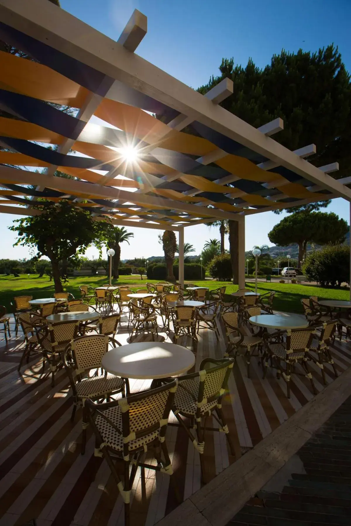 Lounge or bar, Restaurant/Places to Eat in MClub Lipari