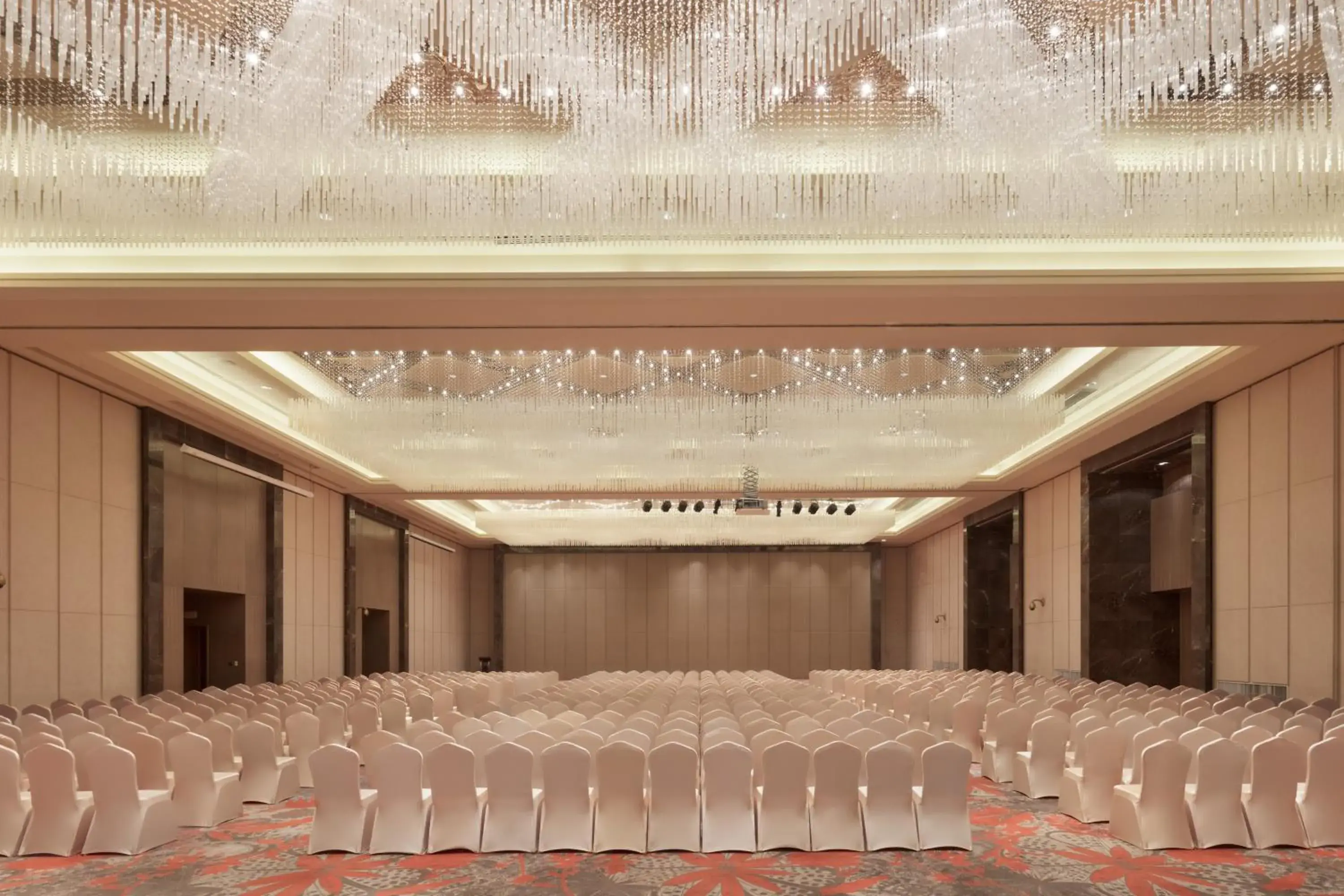 Banquet/Function facilities, Banquet Facilities in Crowne Plaza Xuzhou Dalong Lake, an IHG Hotel