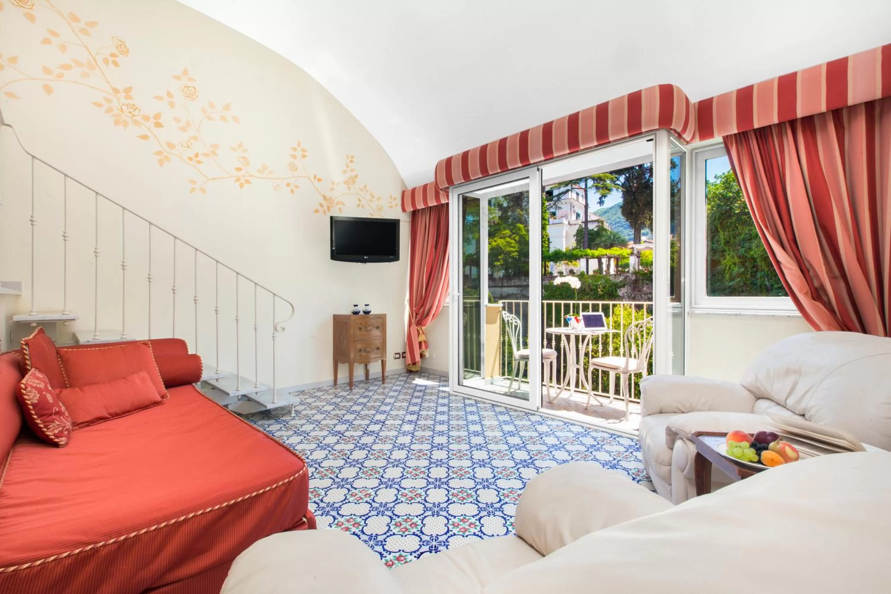 Living room, Bed in Hotel Antiche Mura