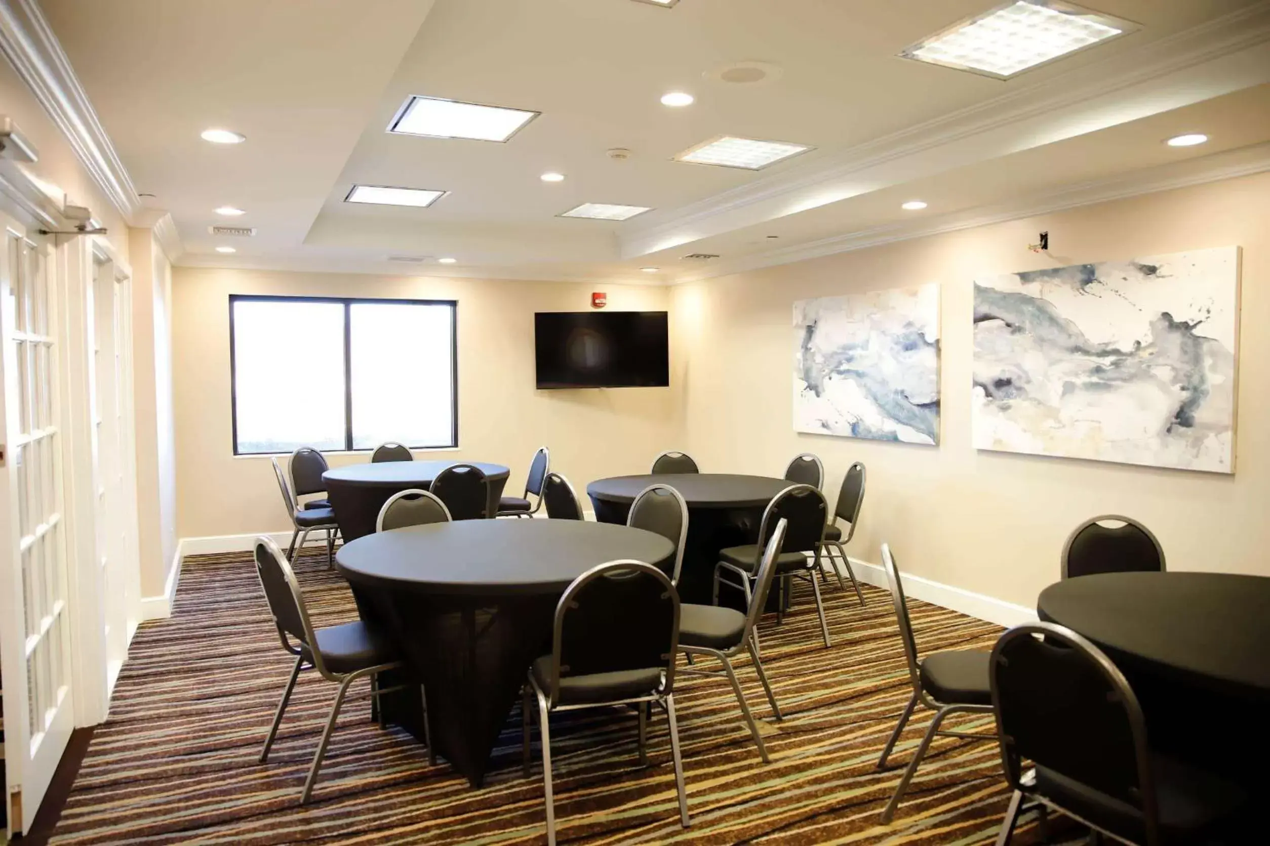 Meeting/conference room in Baymont by Wyndham Jackson/Ridgeland