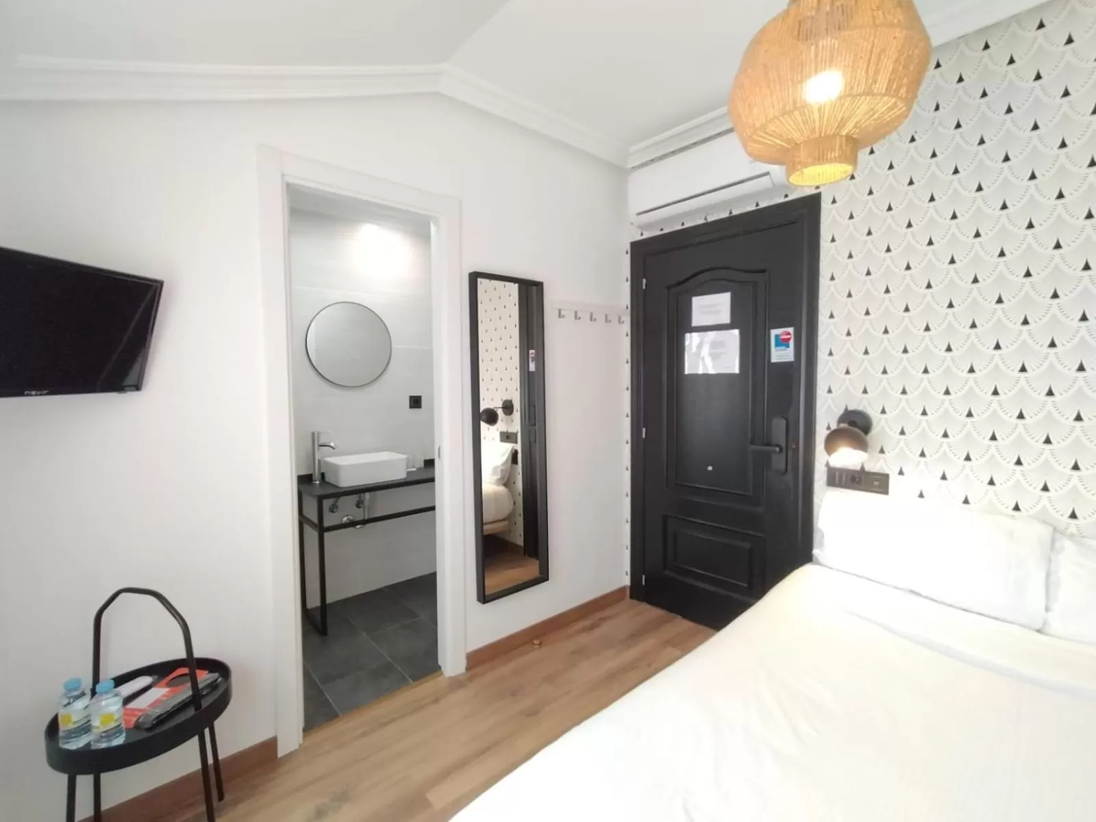 TV and multimedia, Bed in Hotel Matilde by gaiarooms