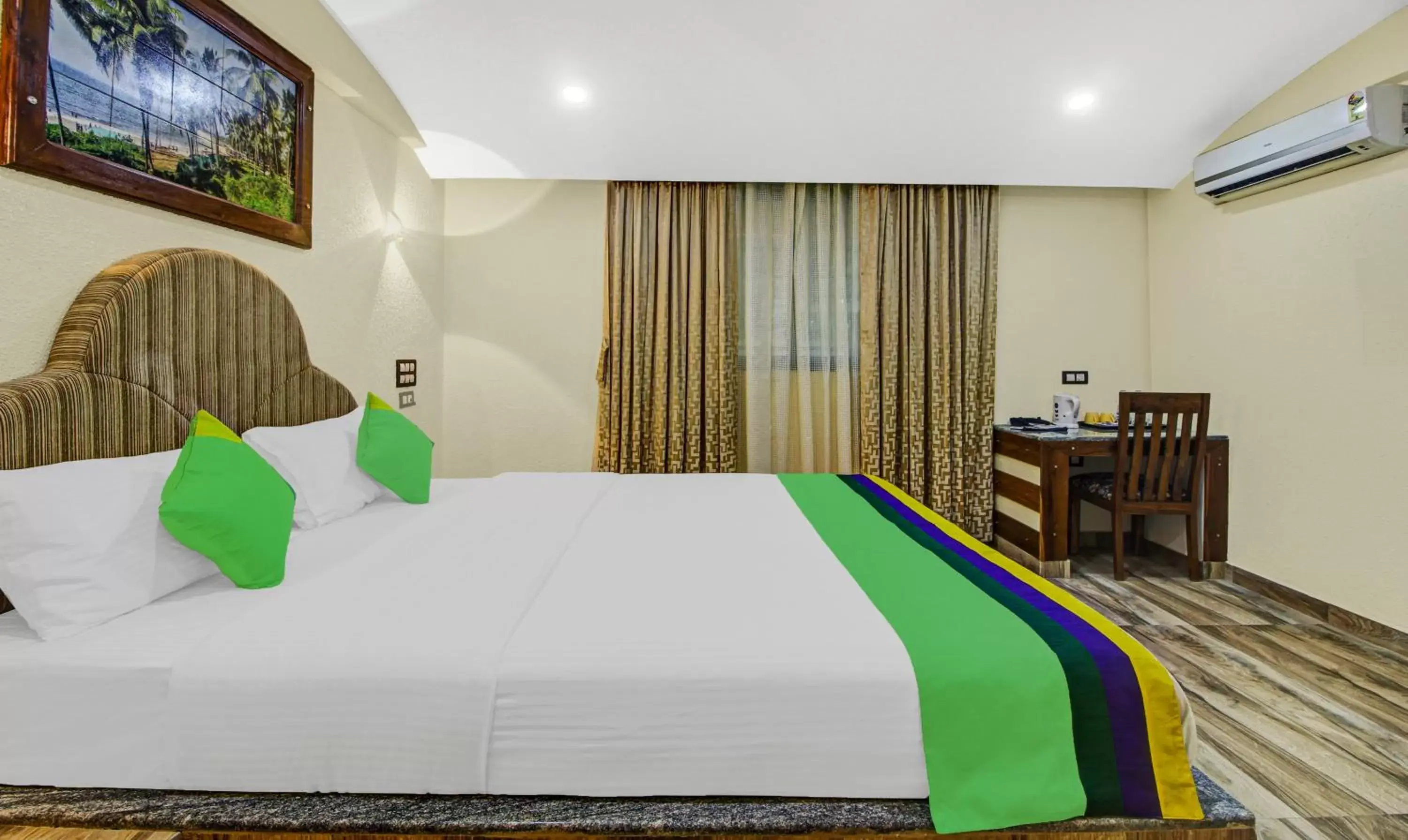 Bedroom, Bed in Treebo Majestic Palms, 2 Km From Colva Beach Bedroom, Bed in Treebo Majestic Palms, 2 Km From Colva Beach