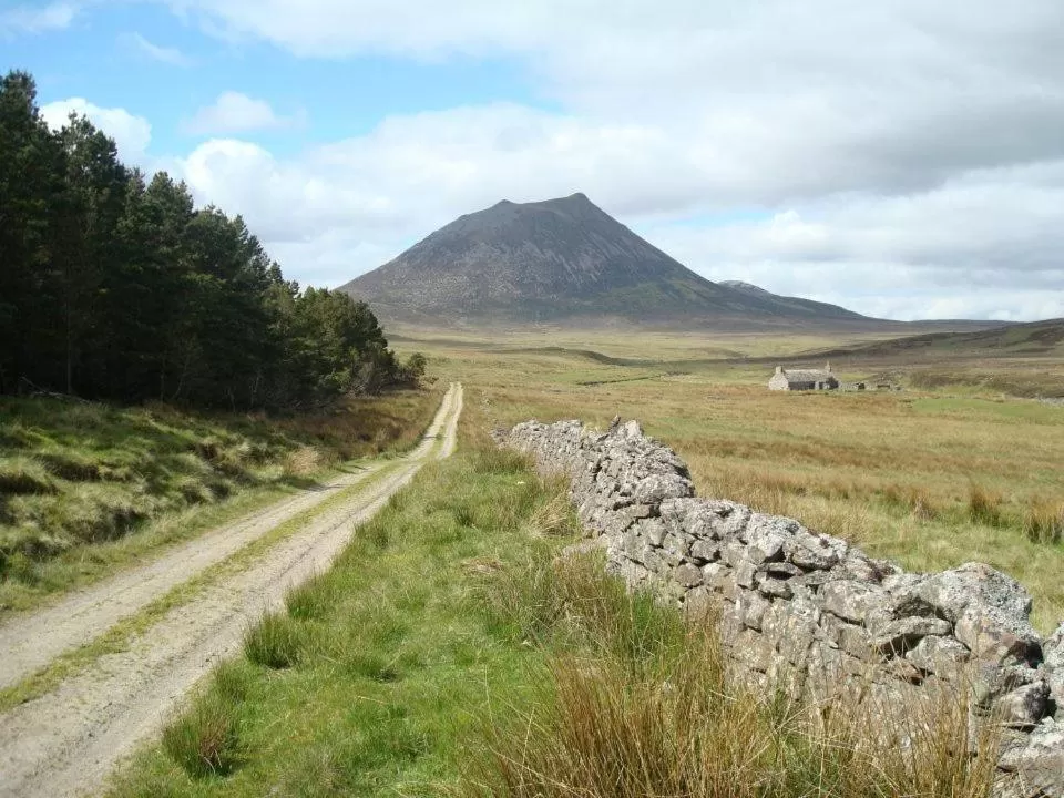 Natural landscape in Pentland Lodge House