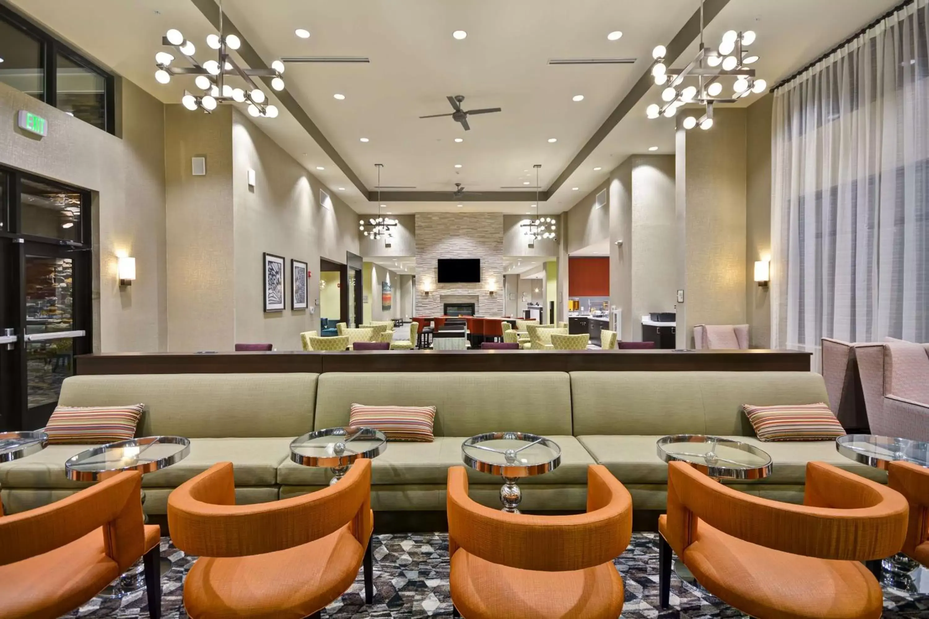 Lounge or bar, Restaurant/Places to Eat in Homewood Suites By Hilton Rocky Mount